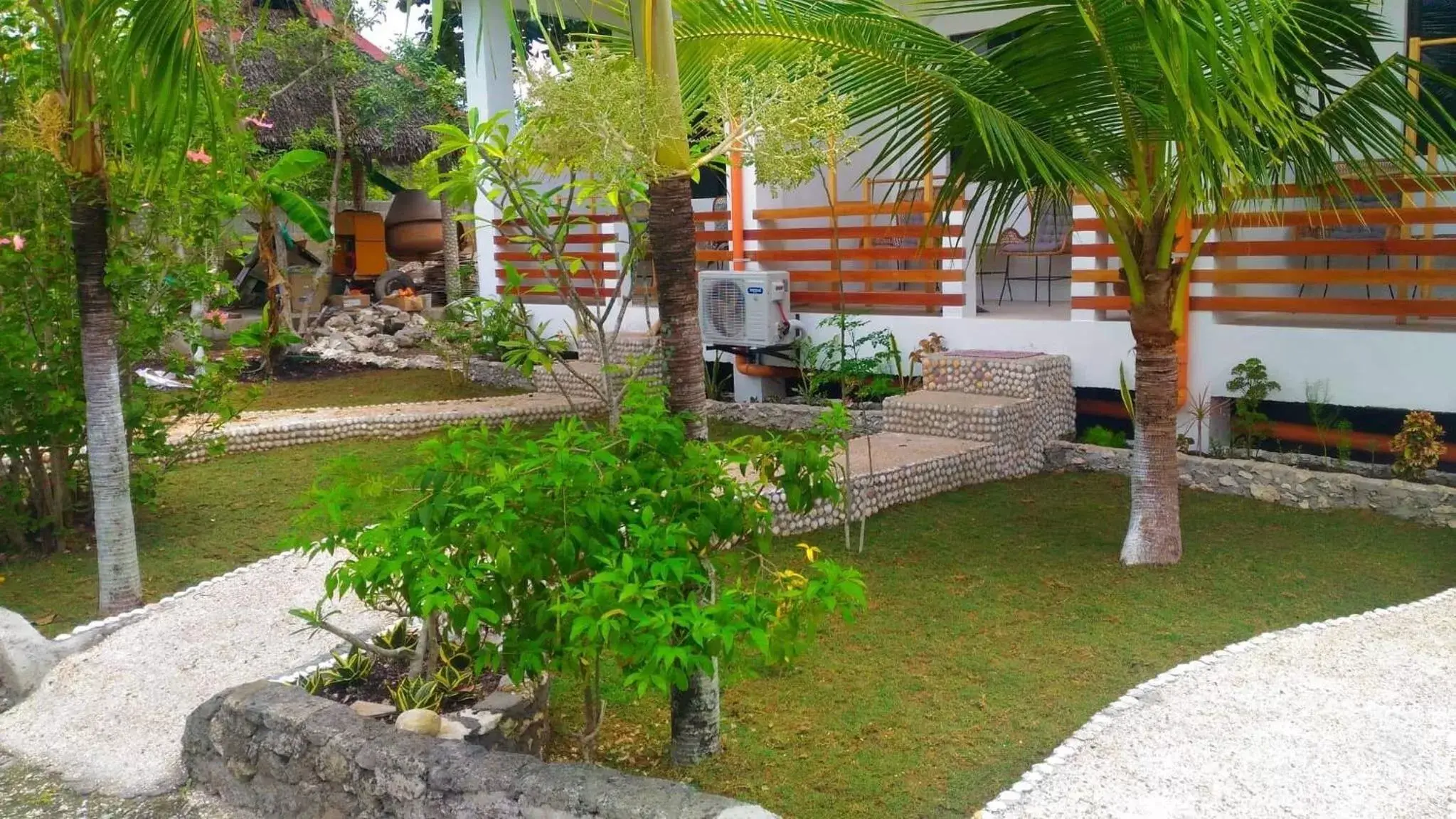 Garden in Moalboal T Breeze Coastal Resort