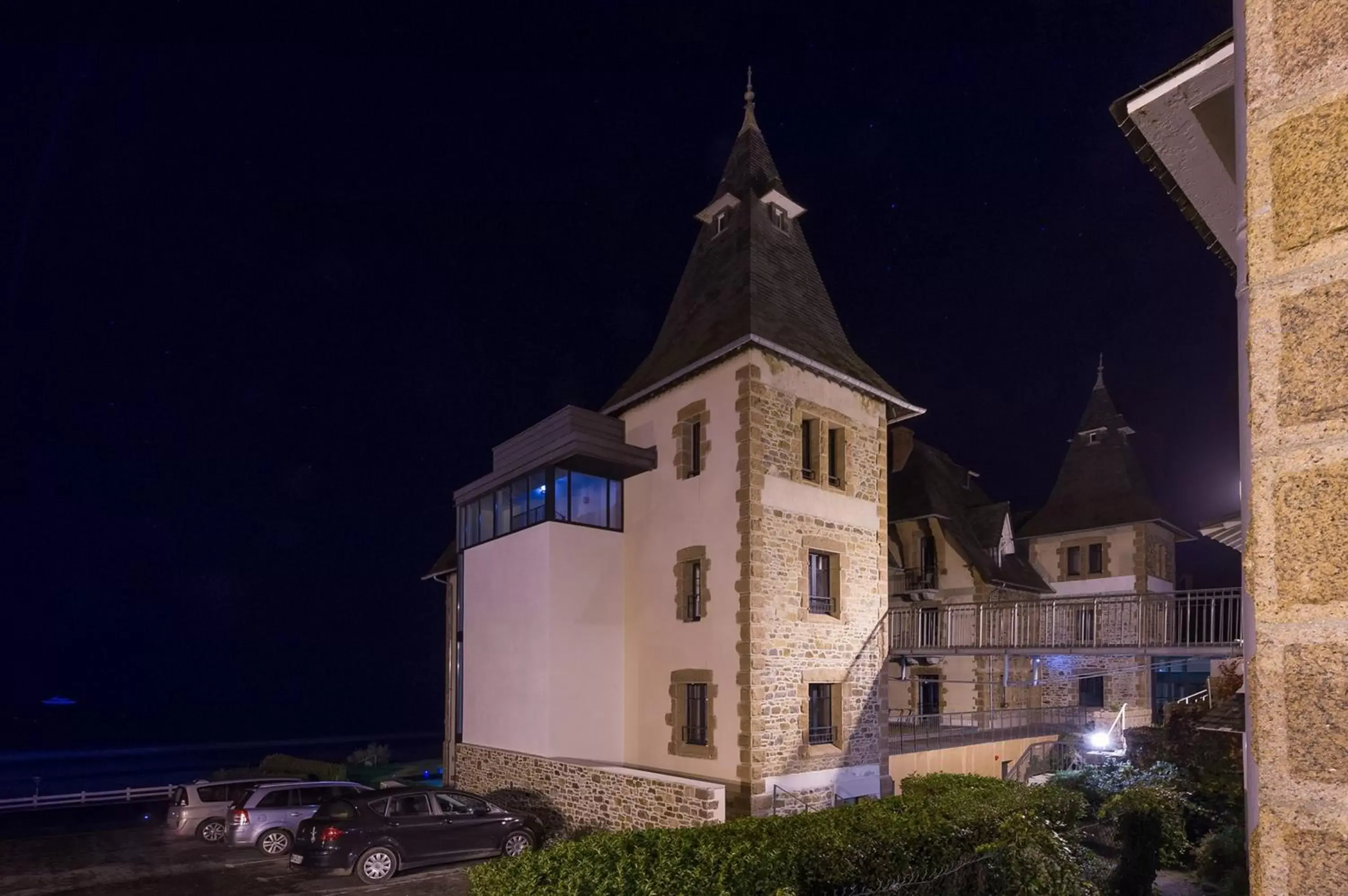 Facade/entrance, Property Building in Logis Hôtel Ker Mor