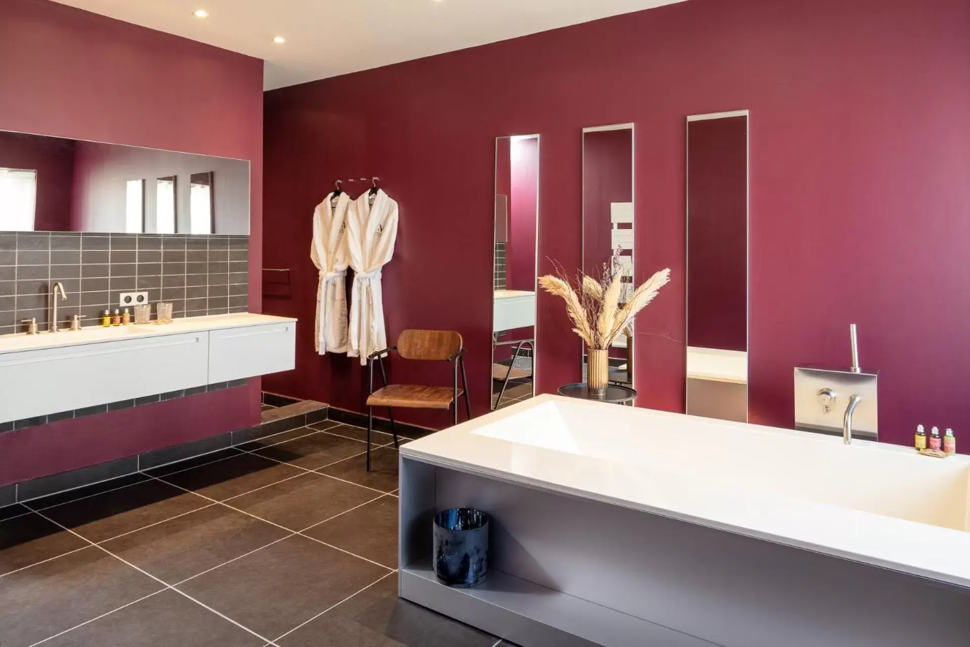 Bathroom in Margaret - Hôtel Chouleur