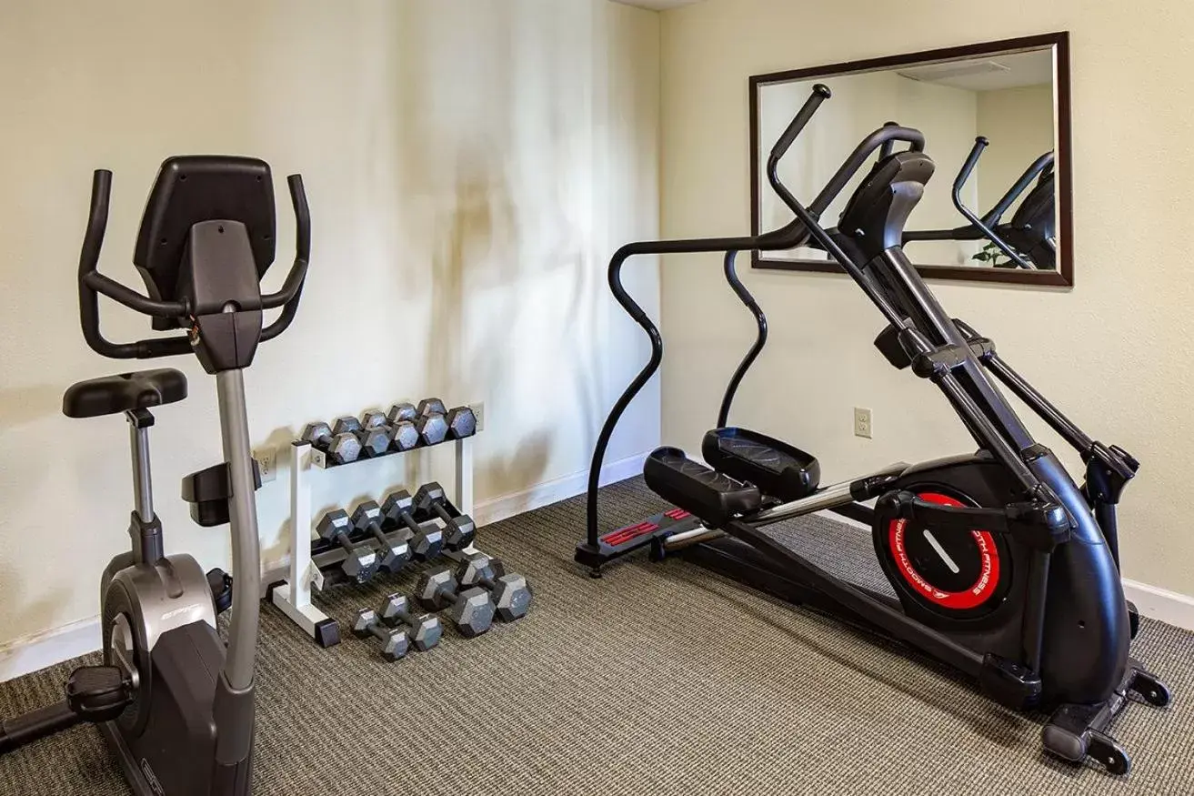 Fitness Center/Facilities in Affordable Suites Mooresville