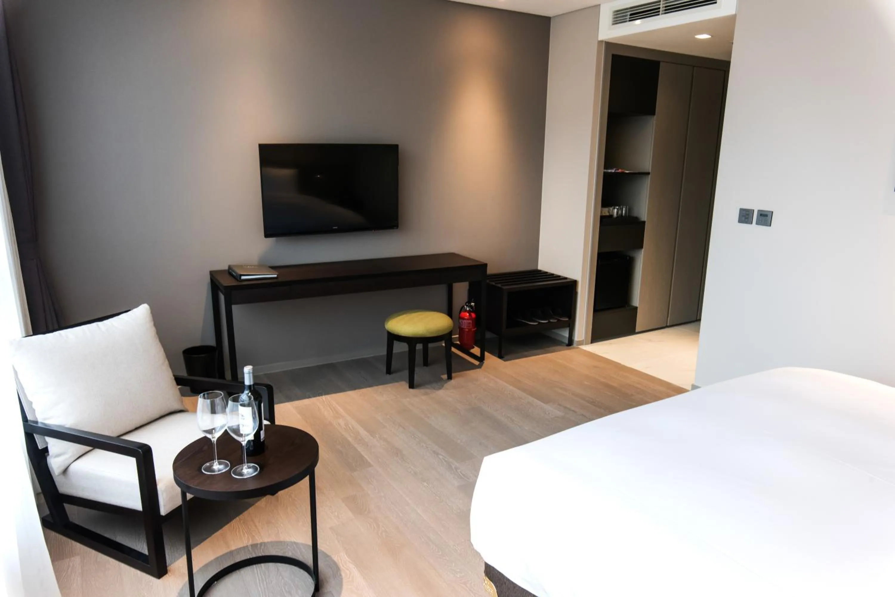 Bedroom, Bed in Hotel Nanta Jeju