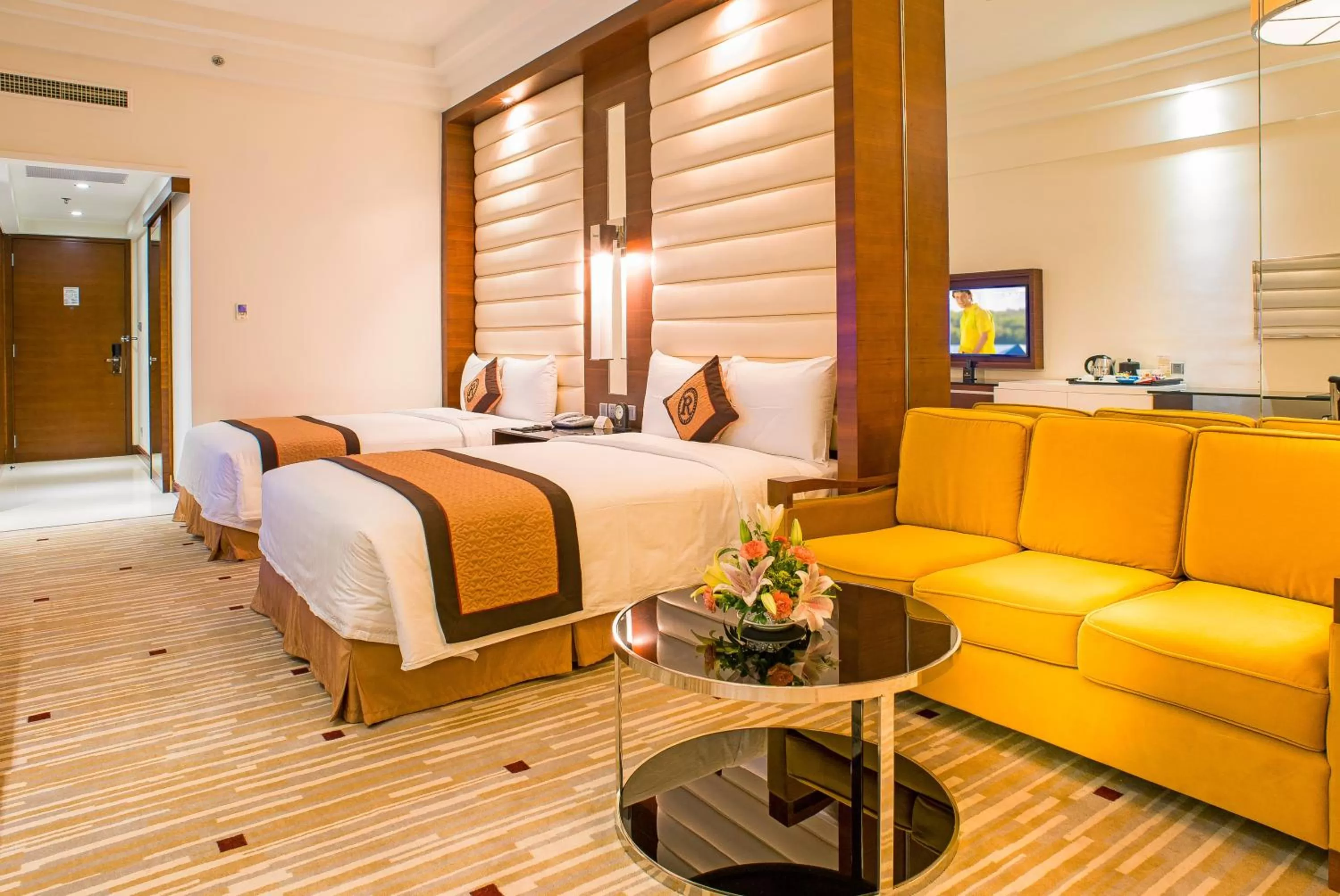 Photo of the whole room, Bed in Royal Halong Hotel