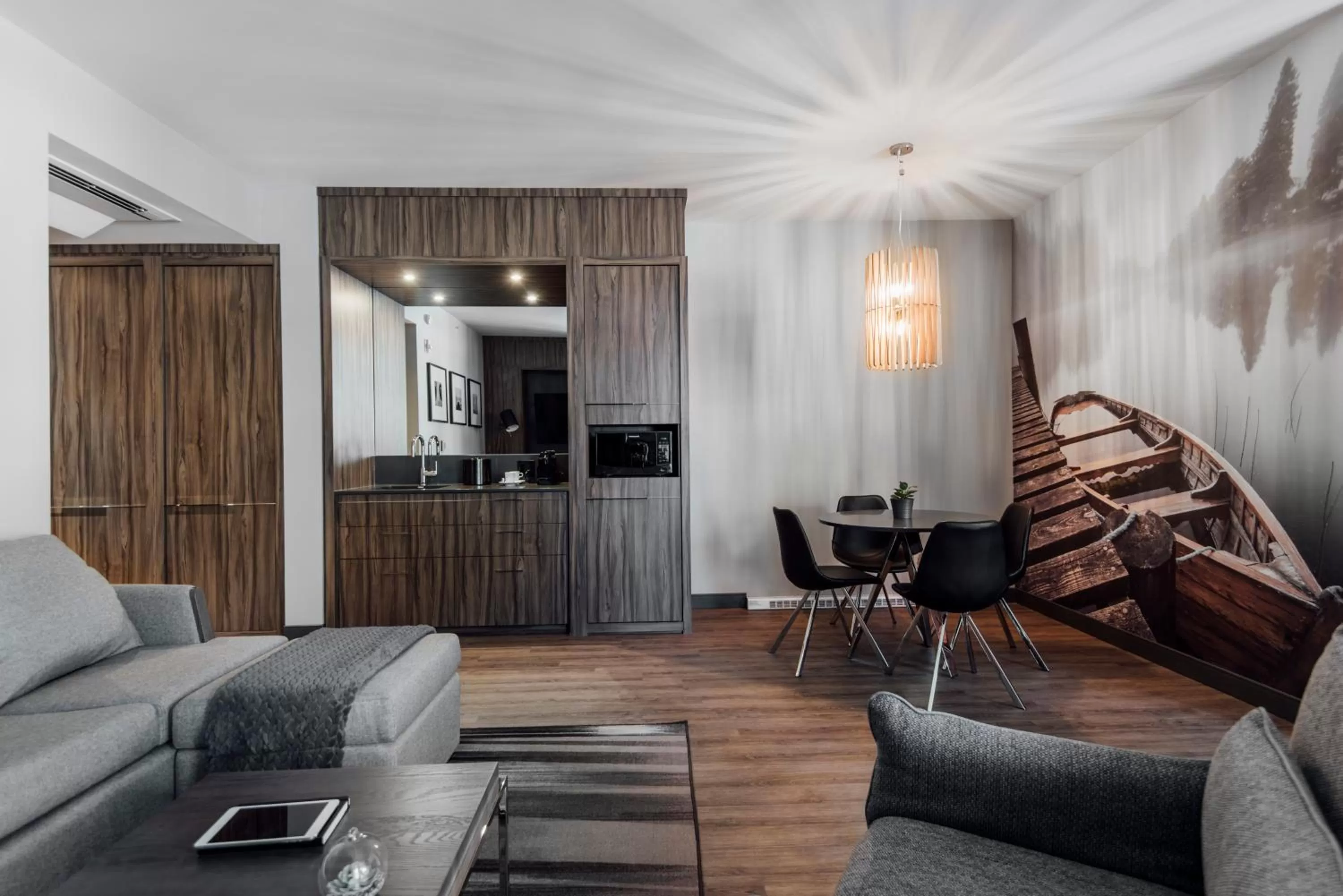 Living room in Entourage sur-le-Lac