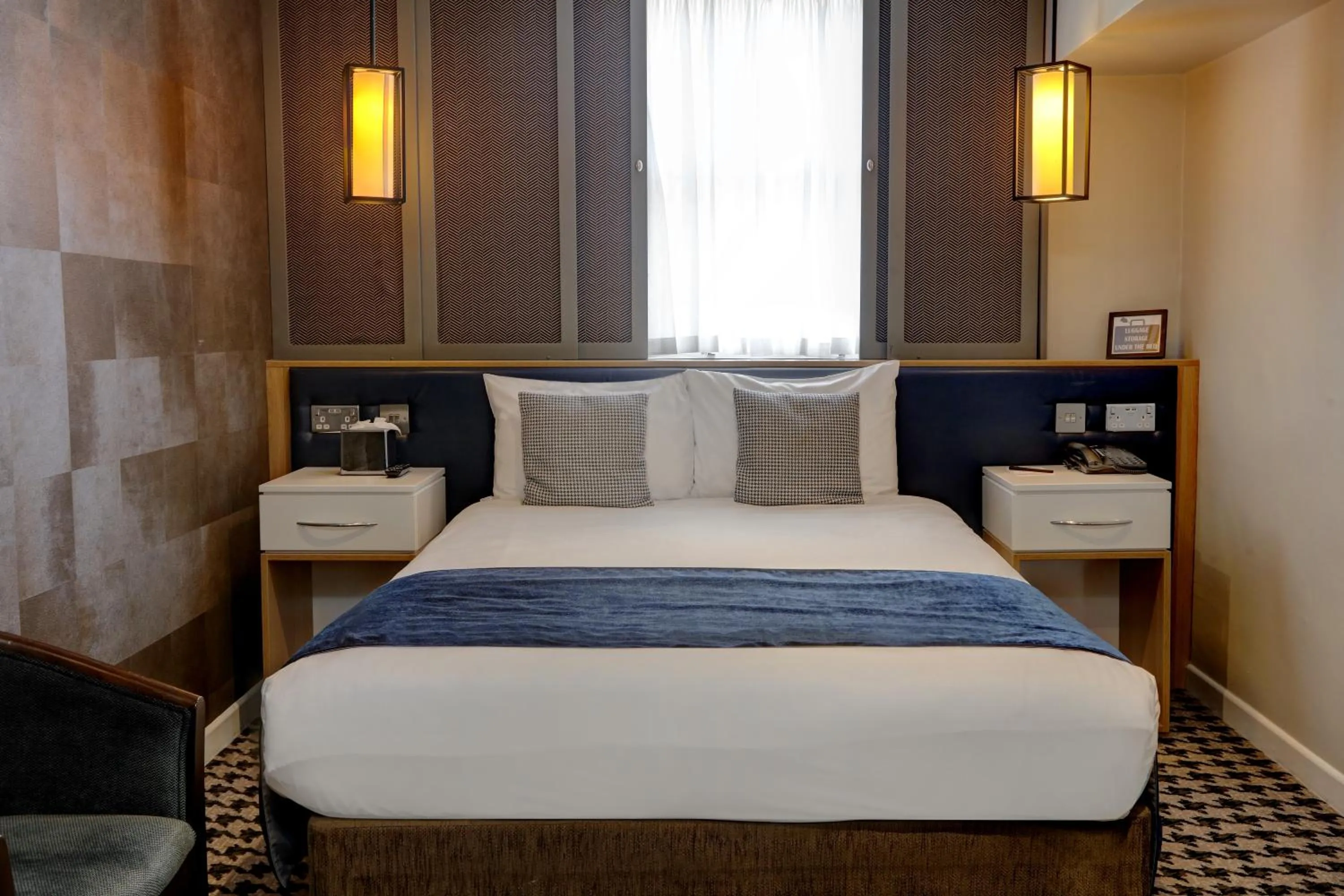 Bed in Corus Hyde Park Hotel