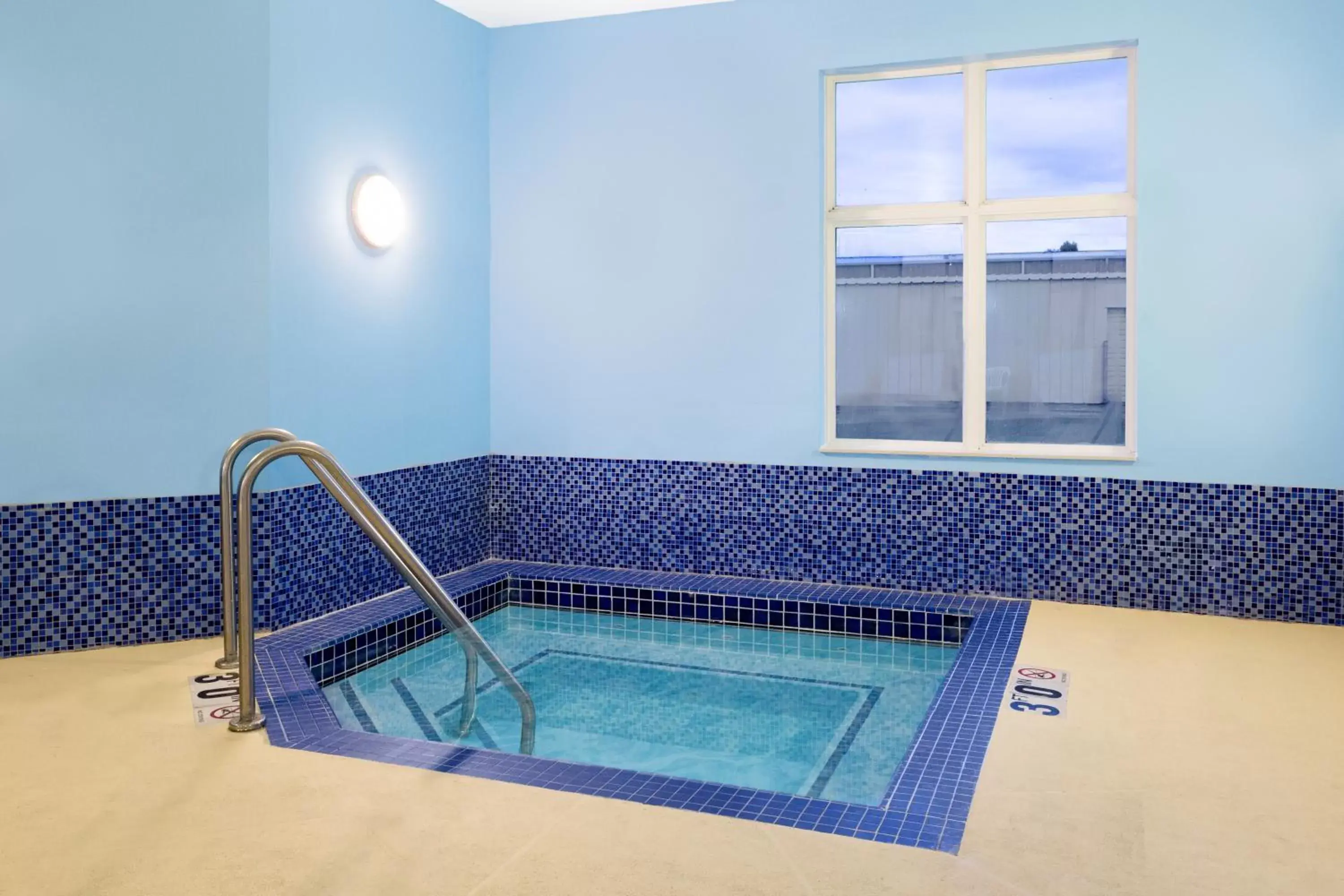 Swimming Pool in Days Inn by Wyndham Neenah