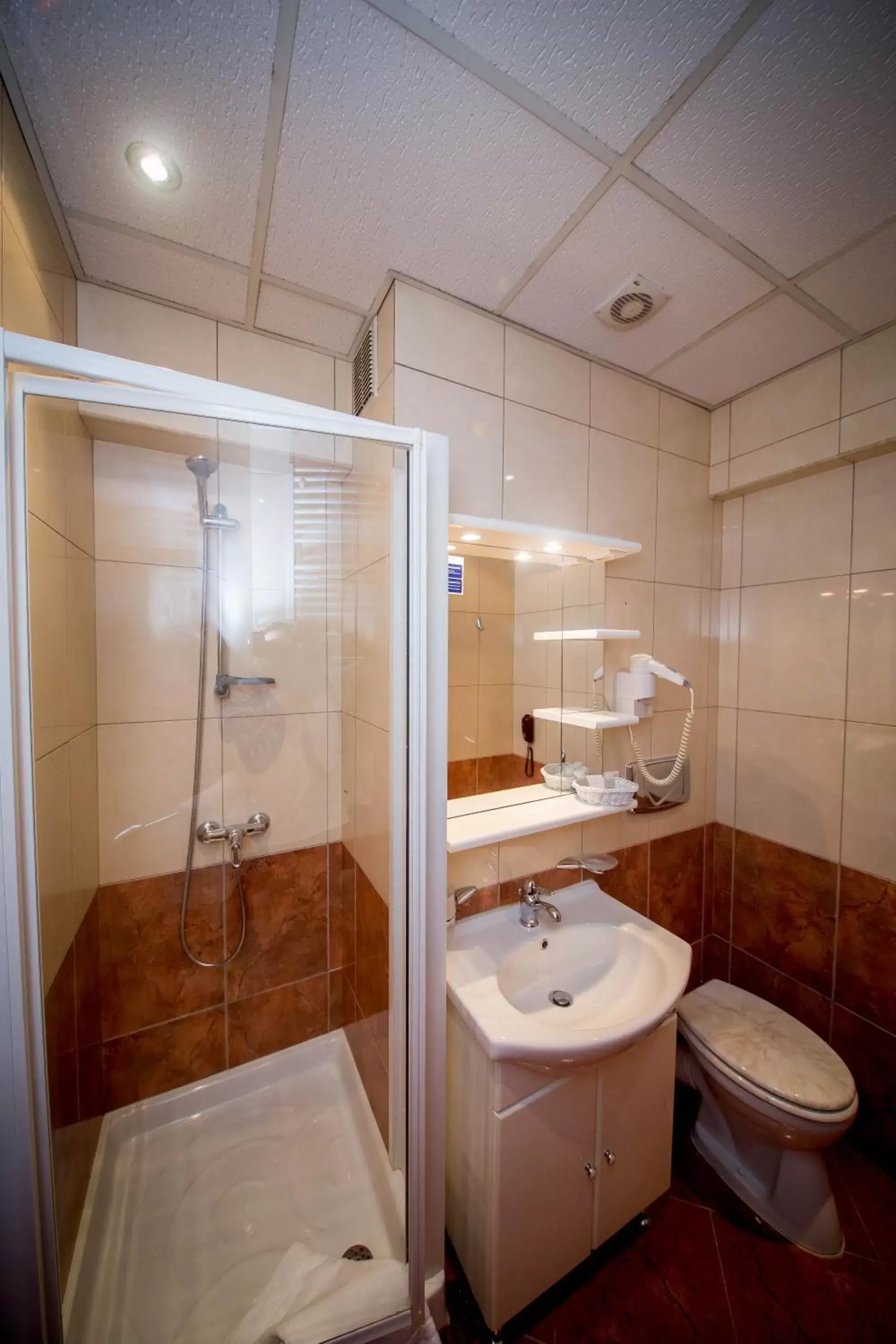 Bathroom in Best Western Central Hotel