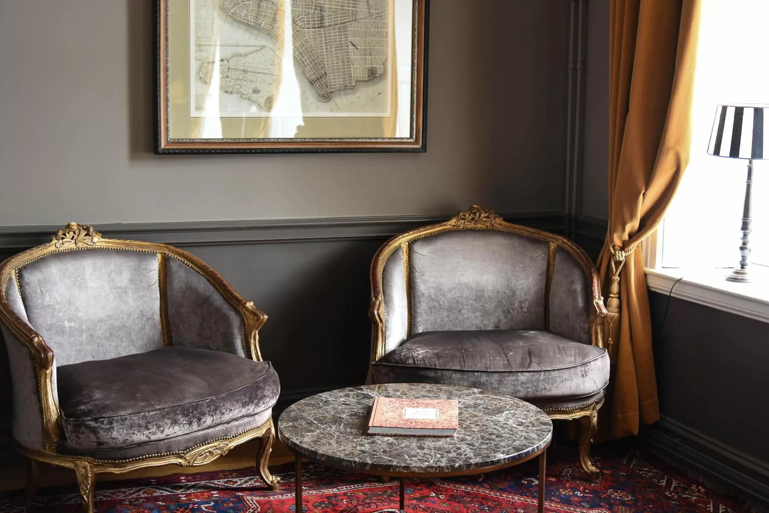 Seating area in Hotel Eggers