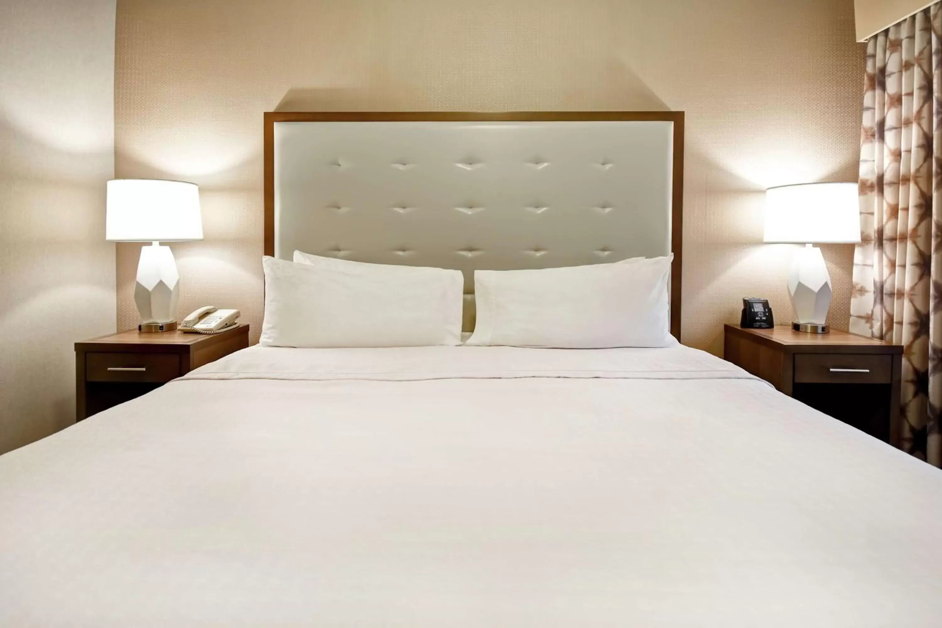 Bed in Homewood Suites by Hilton Boise