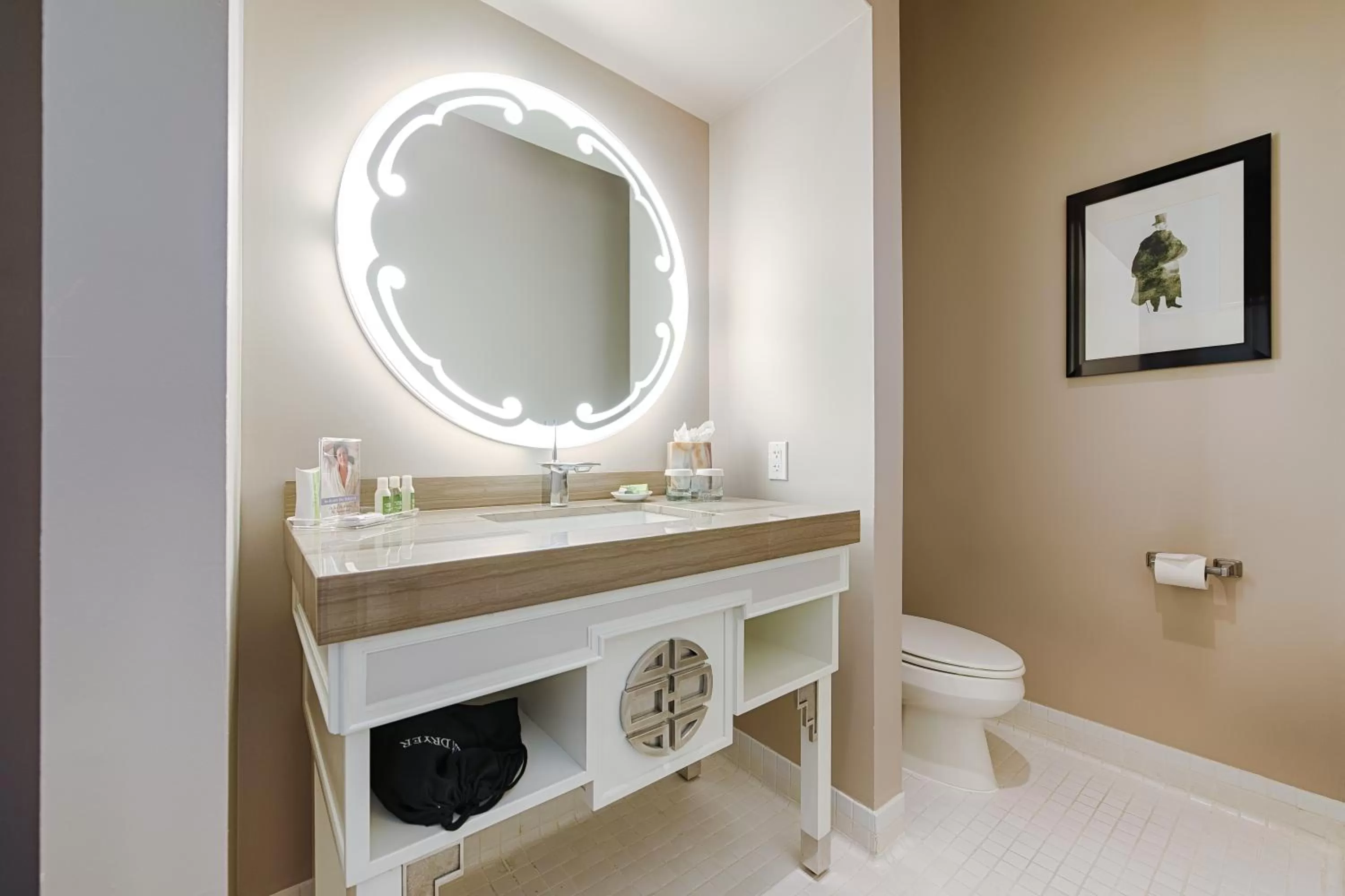 Bathroom in Morrison Clark Inn Washington DC Convention Center