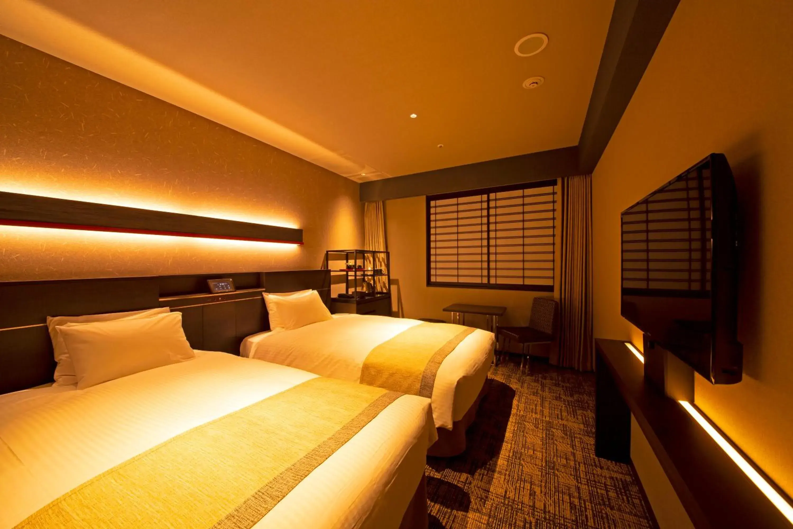 Twin Room -(2 beds for 1 adult) Non-Smoking in Hotel Keihan Kyoto Hachijoguchi