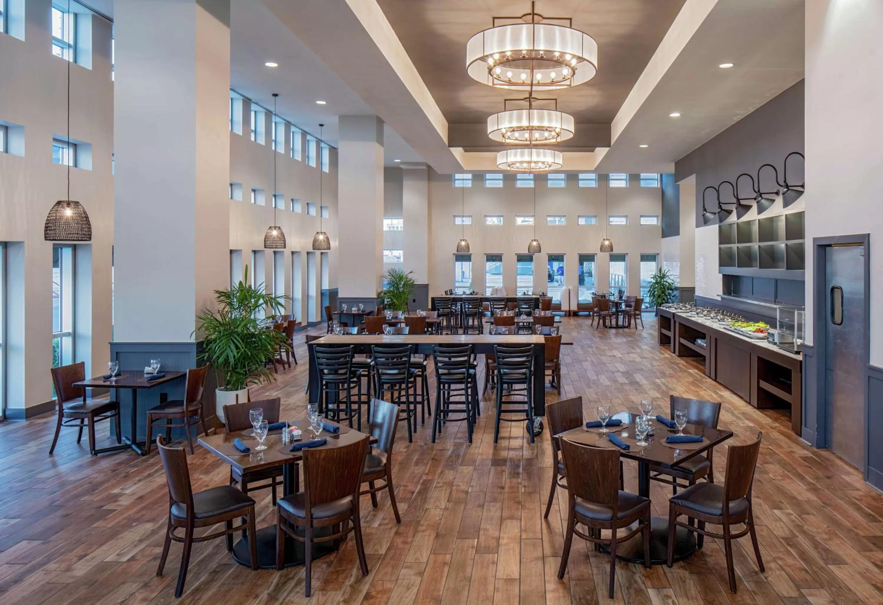 Restaurant/places to eat in Hilton Shreveport