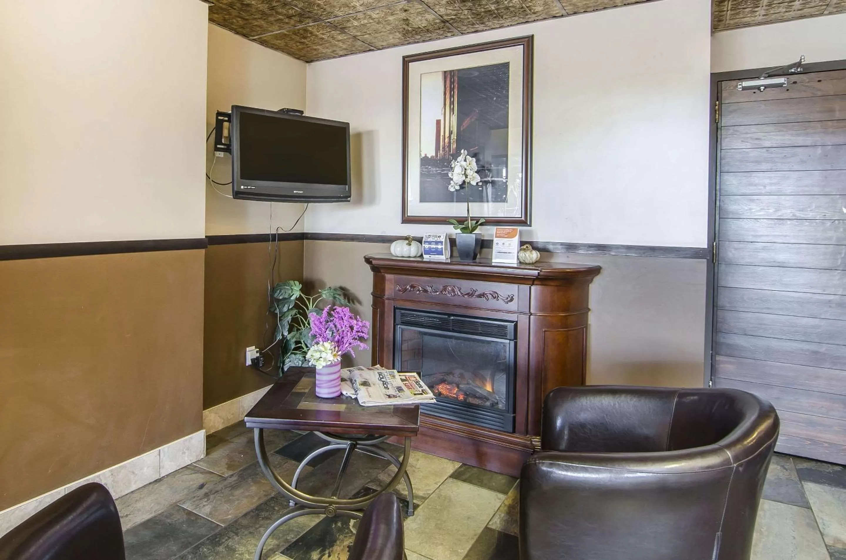 Lobby or reception in Econo Lodge Lloydminster