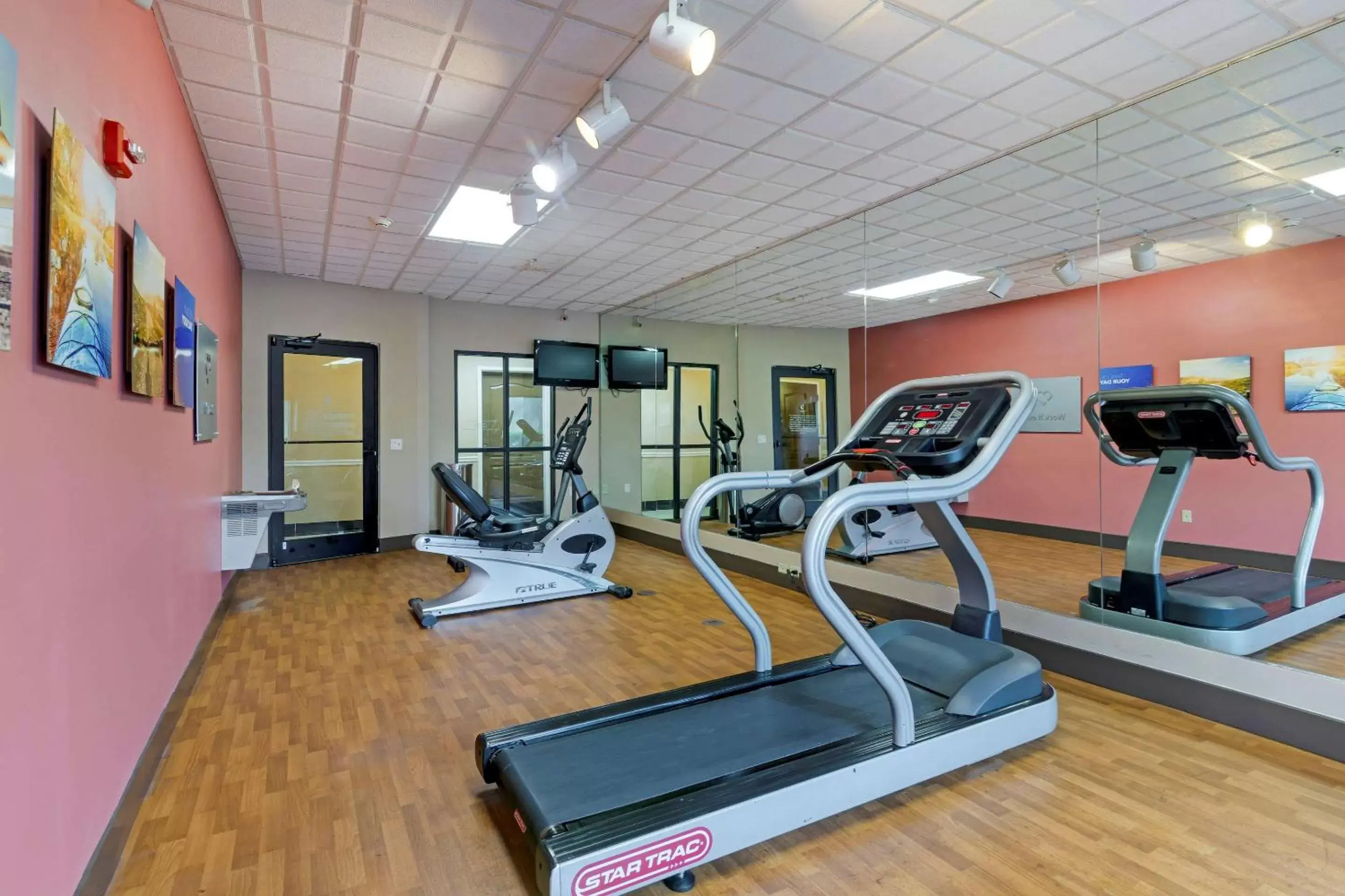 Activities, Fitness Center/Facilities in Comfort Suites Savannah North