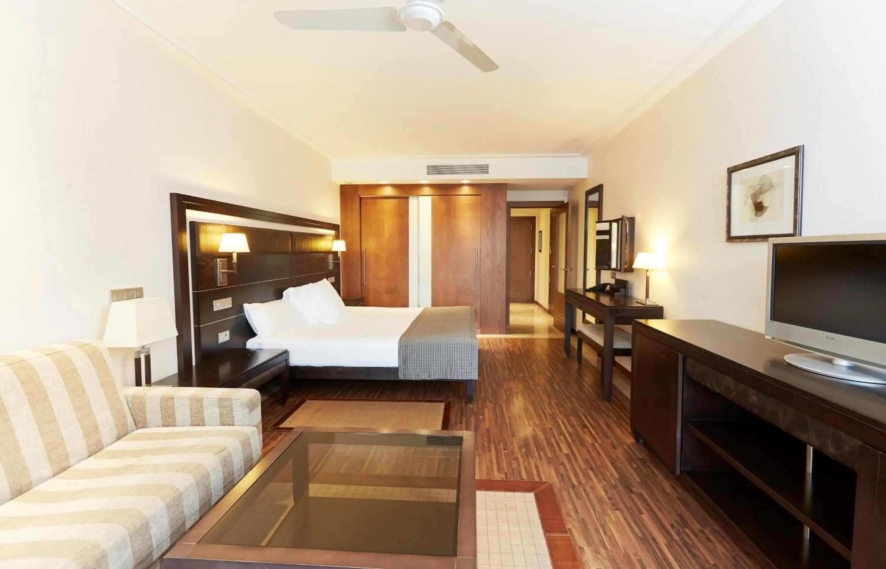 Photo of the whole room, Bed in Insotel Fenicia Prestige Suites & Spa Photo of the whole room, Bed in Insotel Fenicia Prestige Suites & Spa