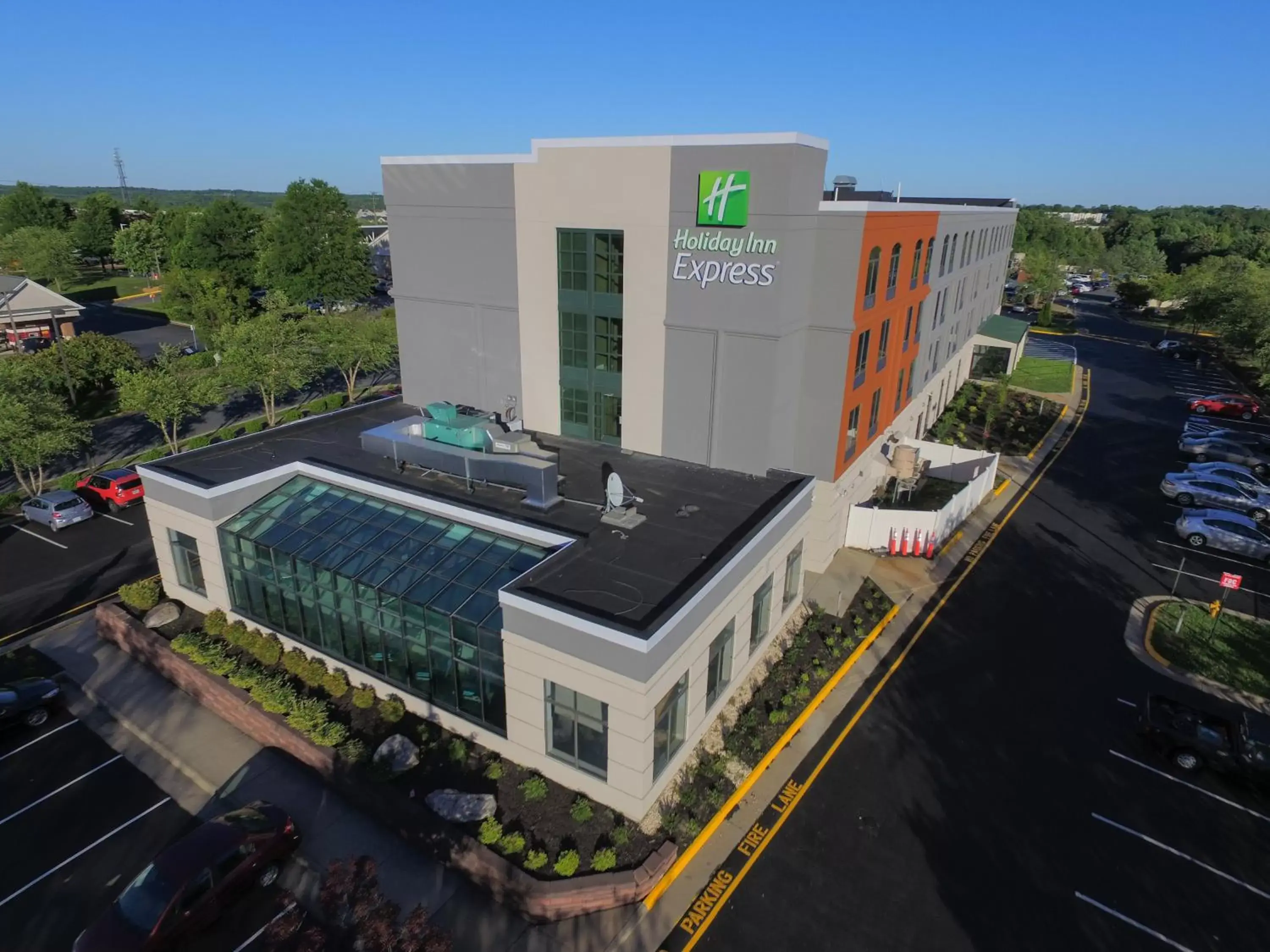 Property building, Pool View in Holiday Inn Express Quantico - Stafford, an IHG Hotel