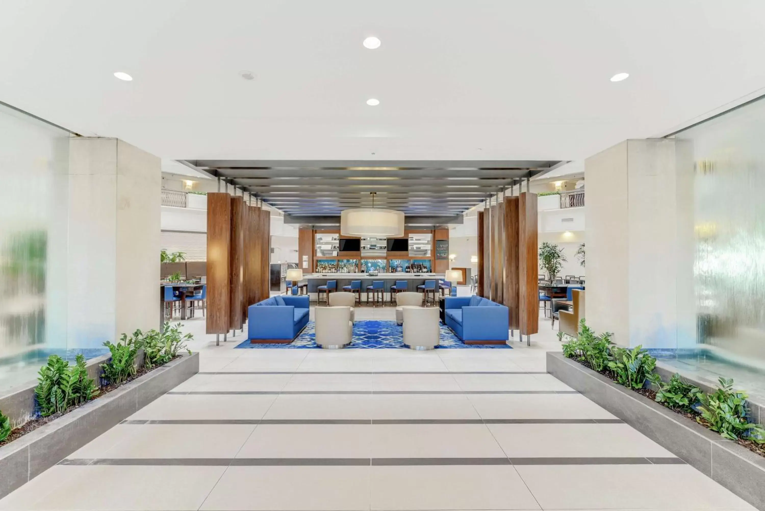 Lobby or reception in Embassy Suites by Hilton Anaheim-Orange