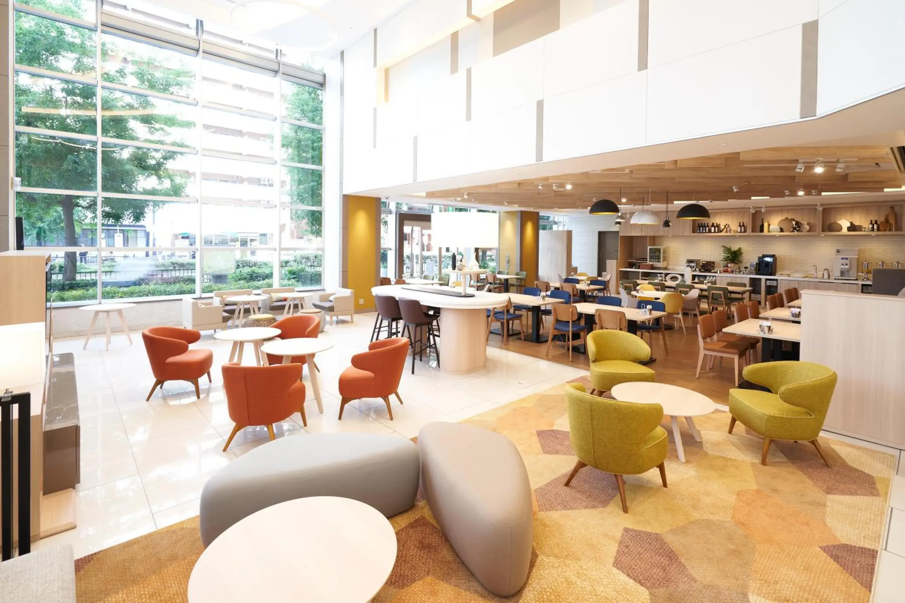 Property building, Restaurant/Places to Eat in Holiday Inn & Suites Shin Osaka, an IHG Hotel