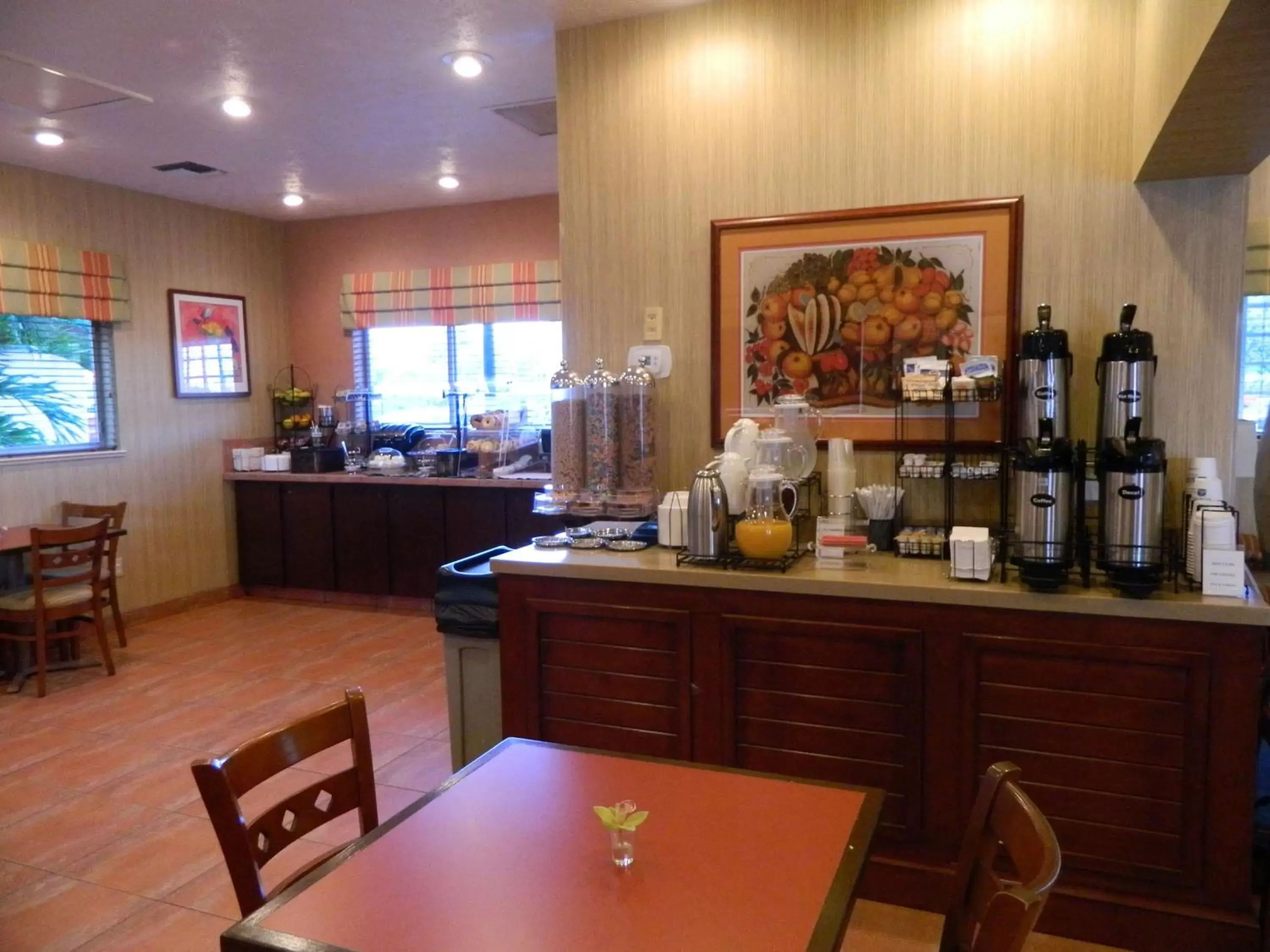 Restaurant/Places to Eat in Best Western Port St. Lucie