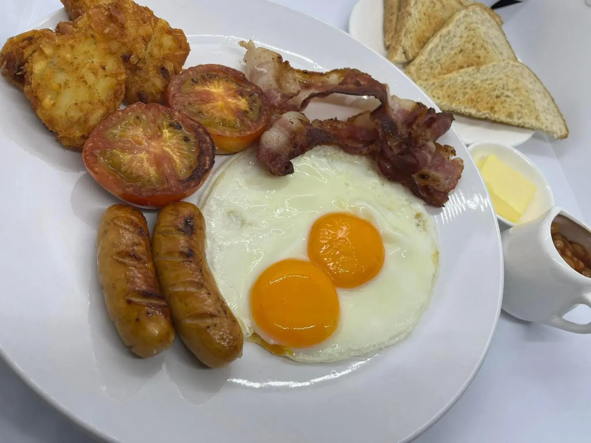 Breakfast, Food in Queen Wood Hotel