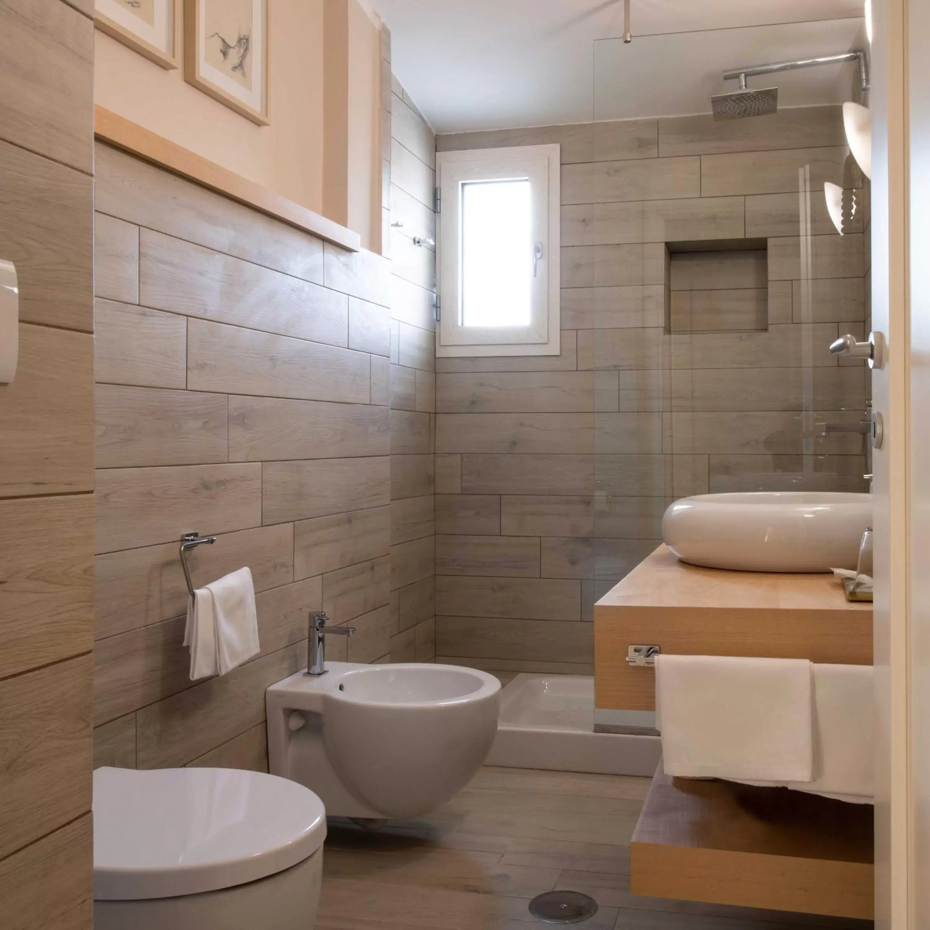 Bathroom in Welchome Charming House