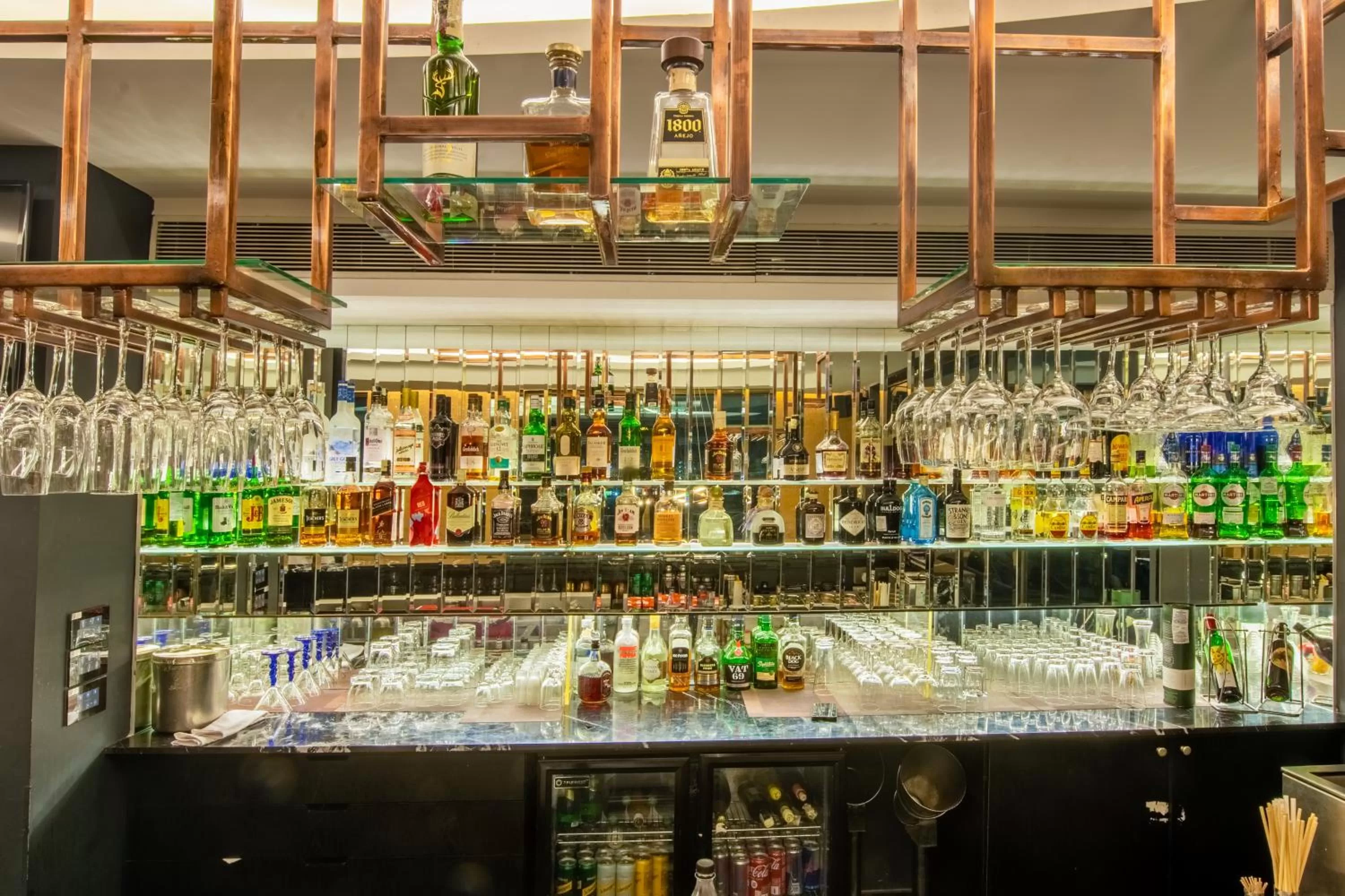 Lounge or bar in O Hotel Pune