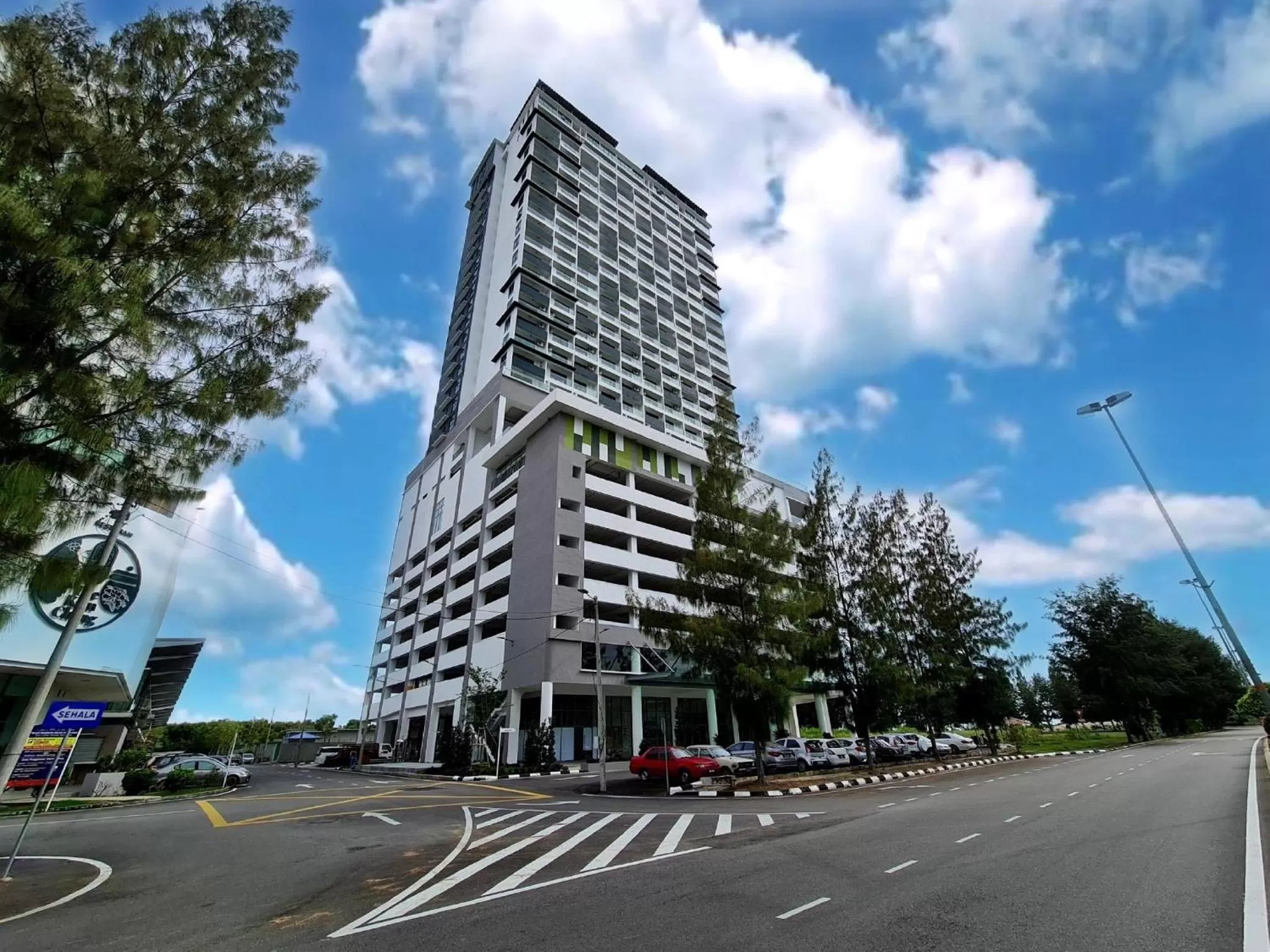 Property building in Swan Garden Resort Hotel