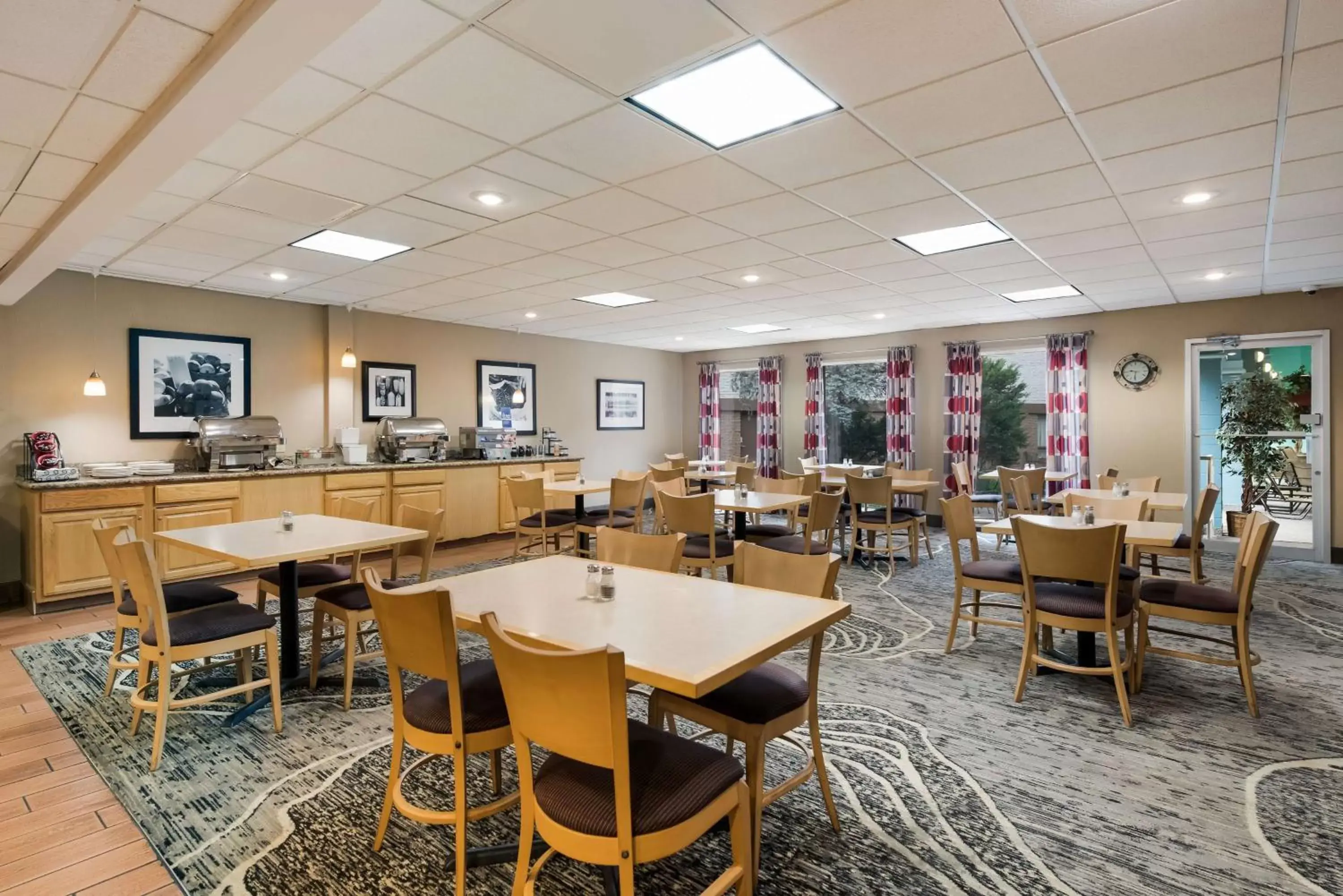 Breakfast, Restaurant/Places to Eat in Best Western Holiday Lodge