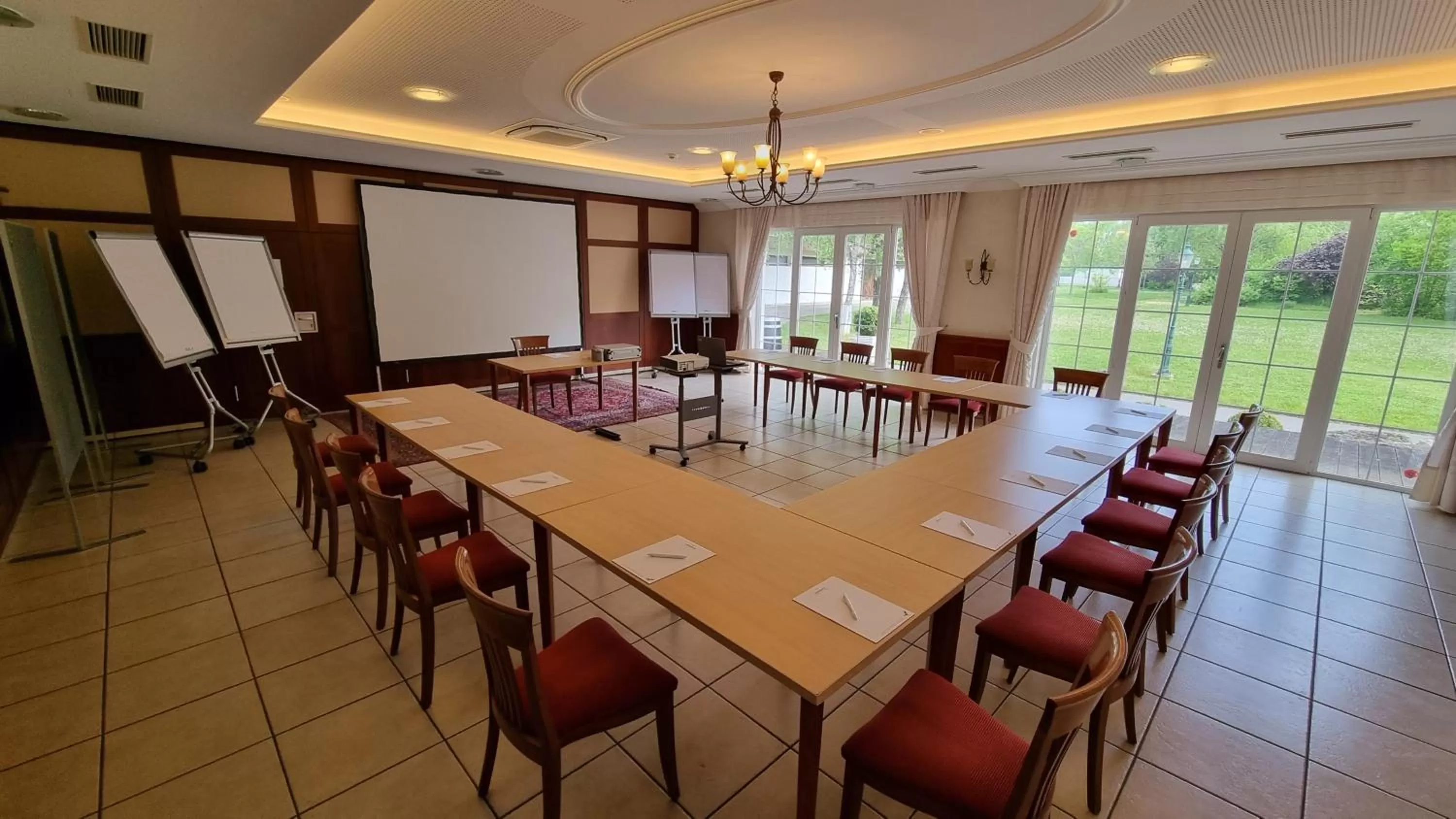 Business facilities in BIRKENHOF - Tag und Nacht perfekt verbracht!