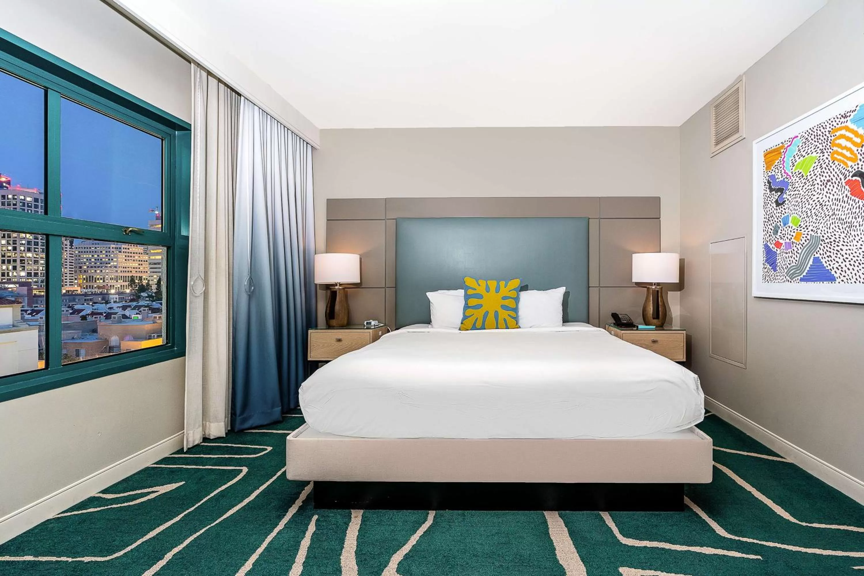 Bed in Embassy Suites by Hilton San Diego Bay Downtown