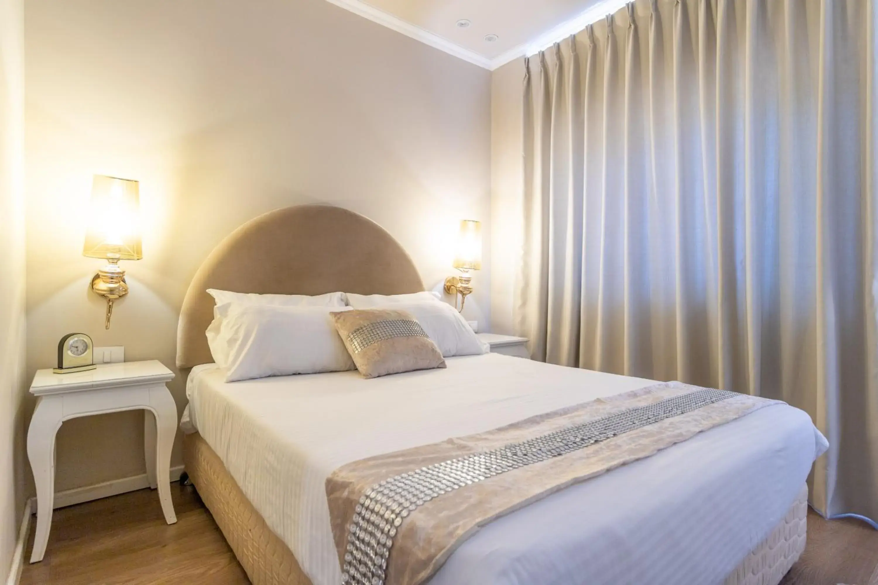 Bed in Agripas Boutique Hotel
