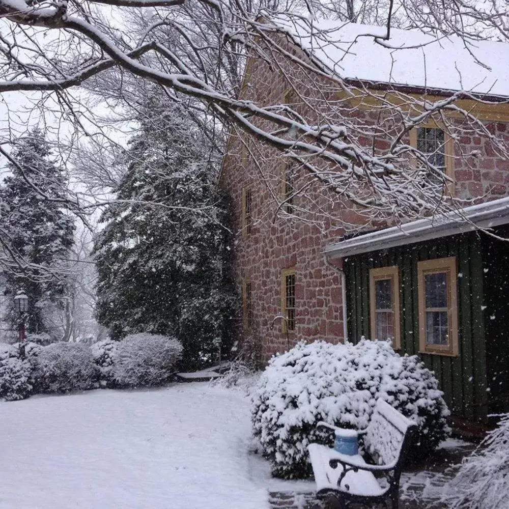 Property building, Winter in Brownstone Colonial Inn