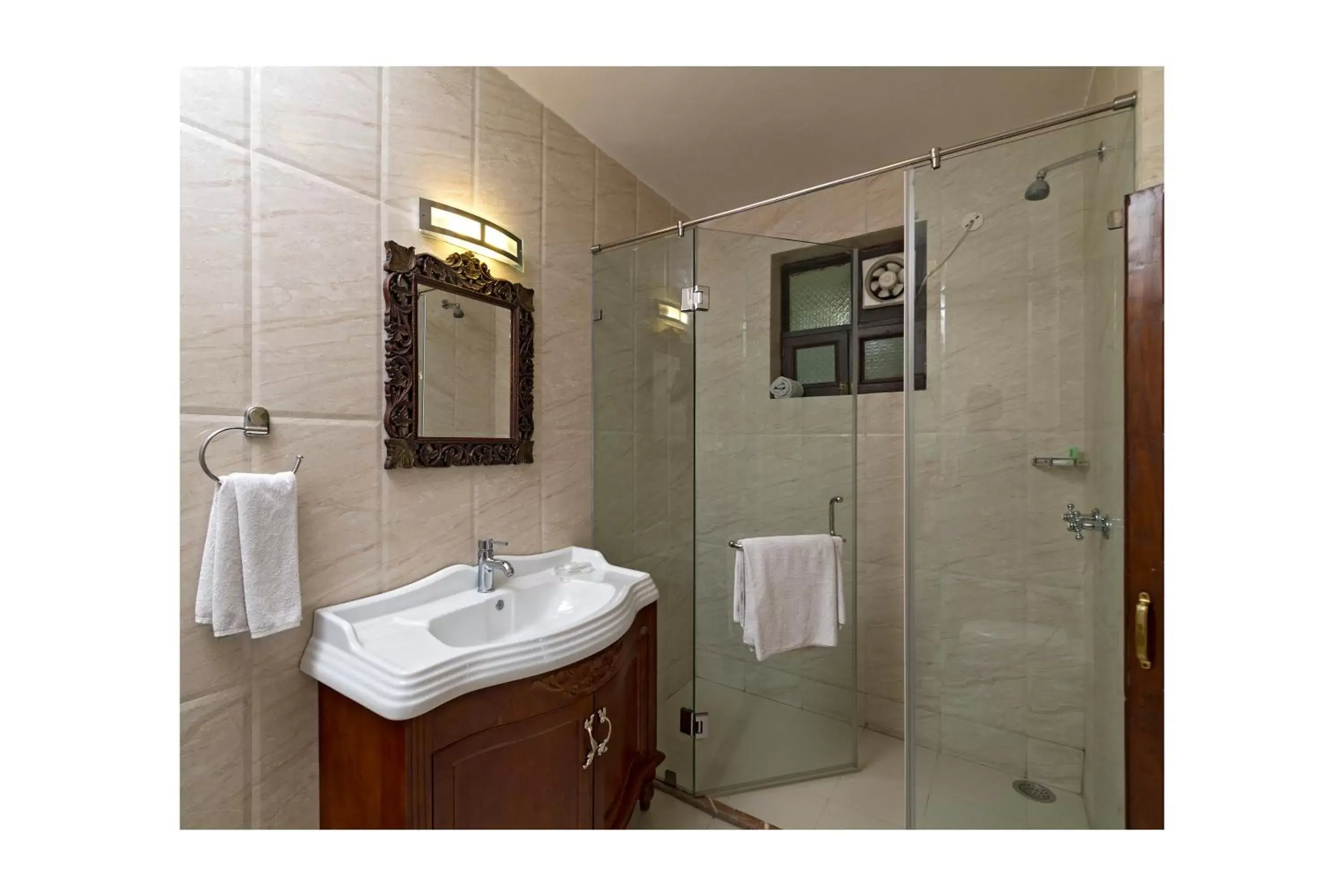Bathroom in Dera Rawatsar - Heritage Hotel