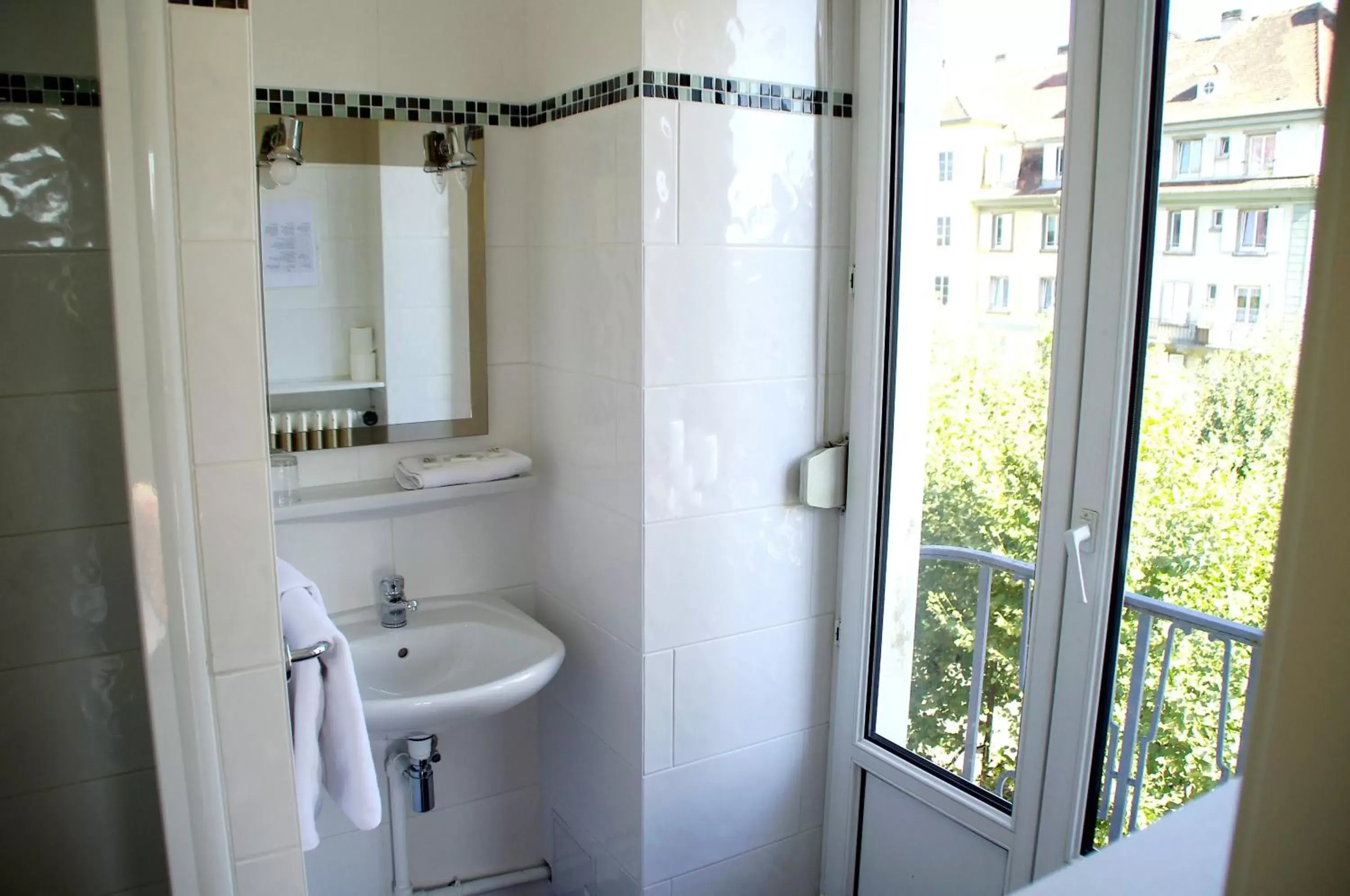 Bathroom in Hotel Esplanade