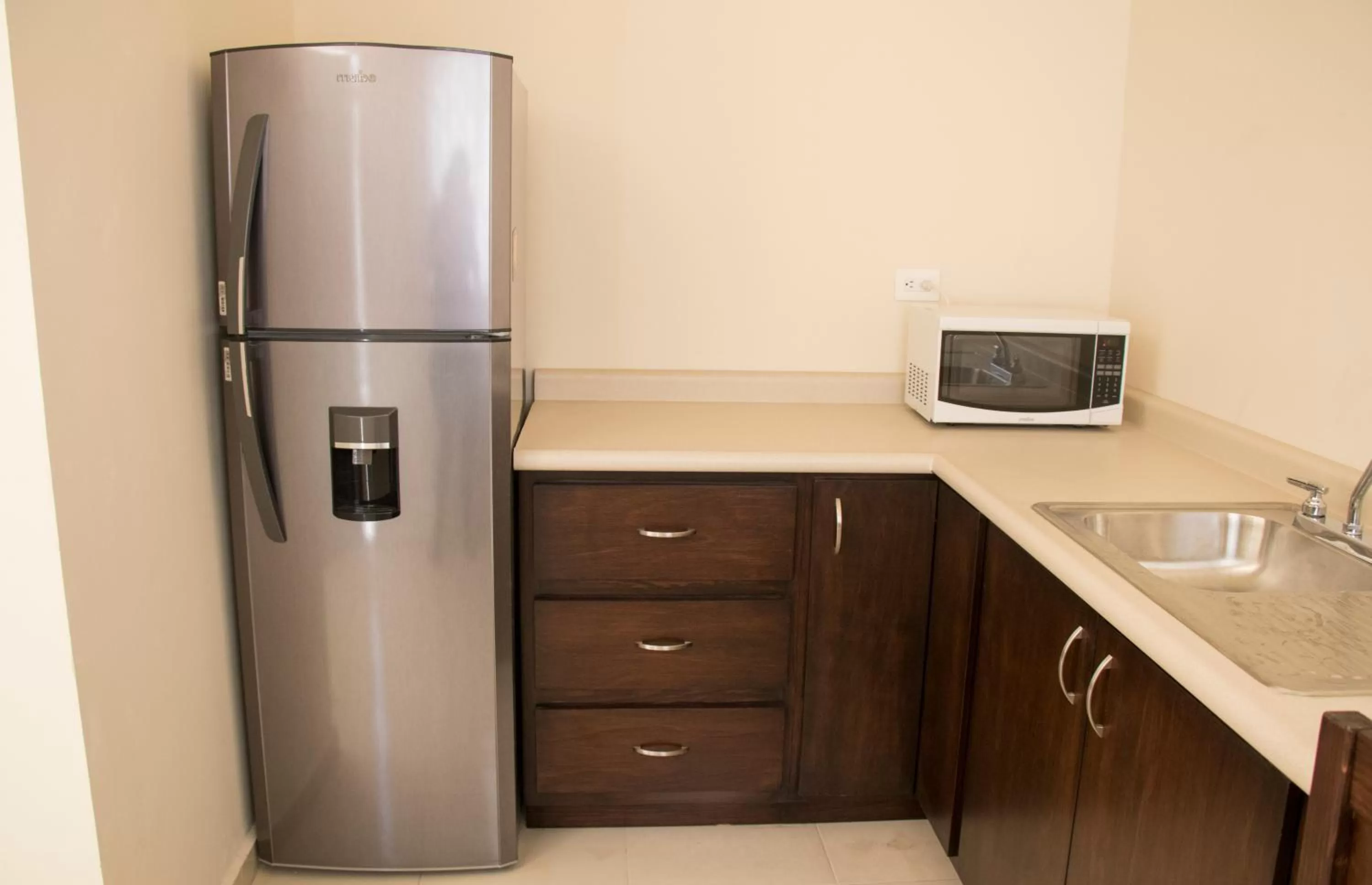 Kitchen/Kitchenette in Hotel Nápoles