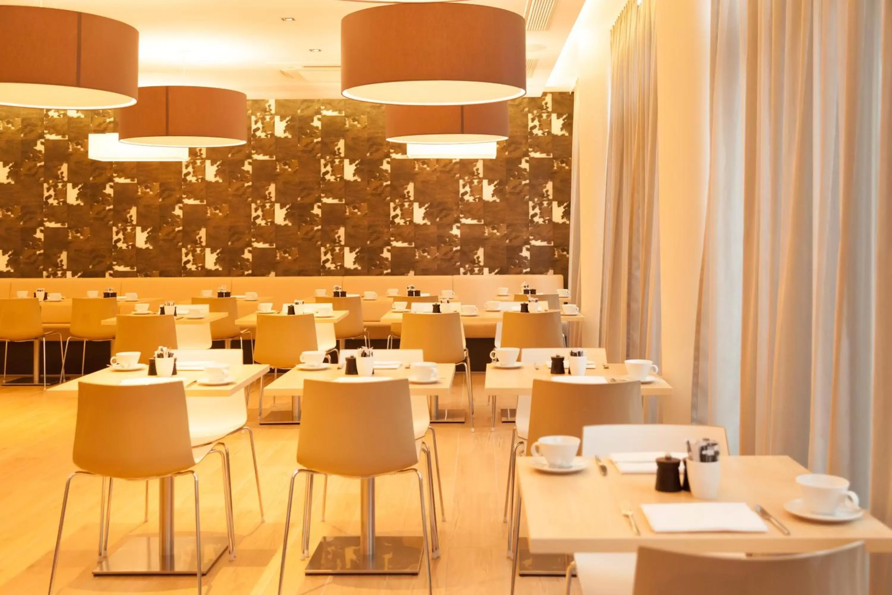 Restaurant/places to eat in relexa hotel München Restaurant/places to eat in relexa hotel München