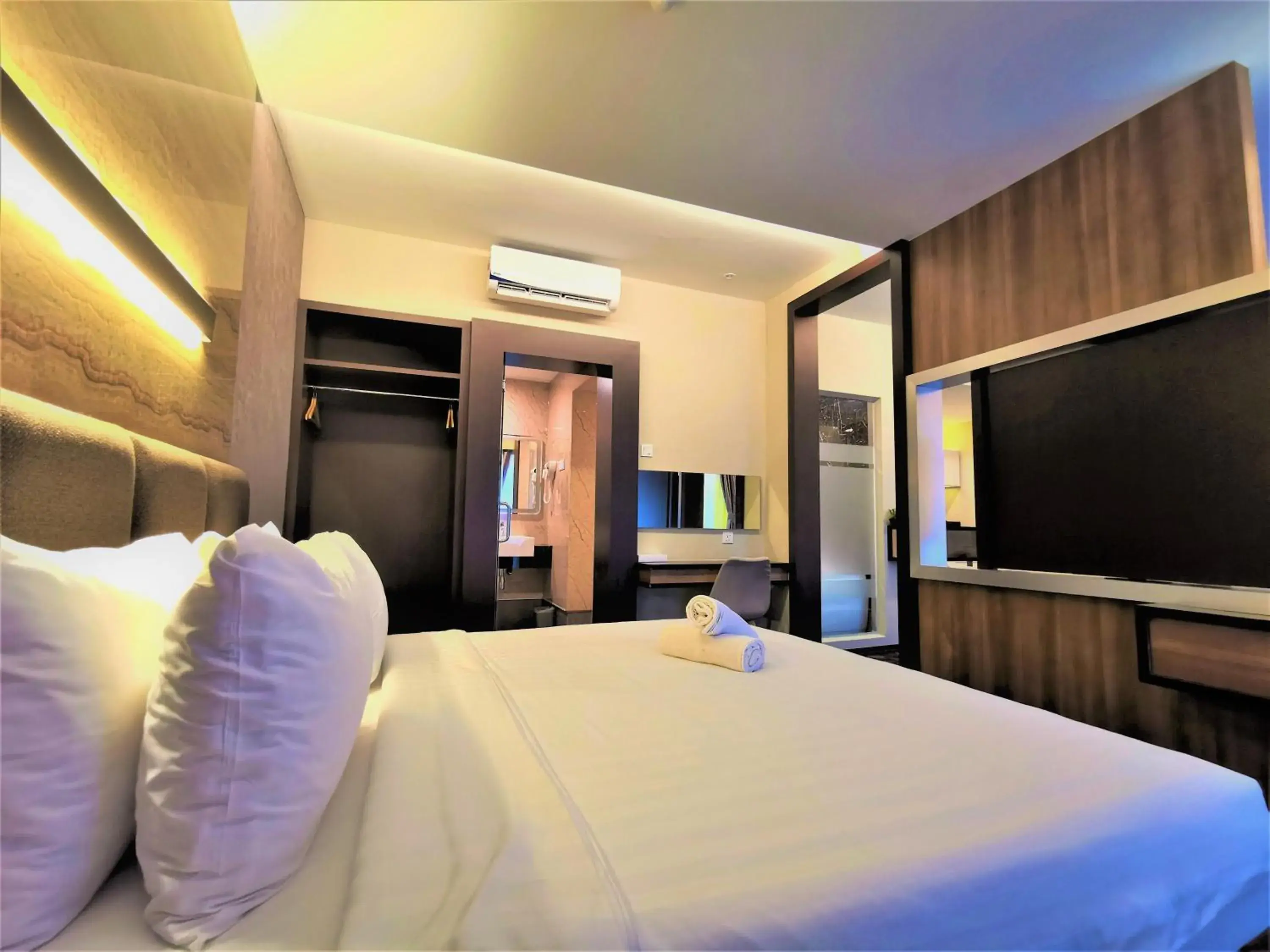 Bed in Prestigo Hotel - Johor Bharu