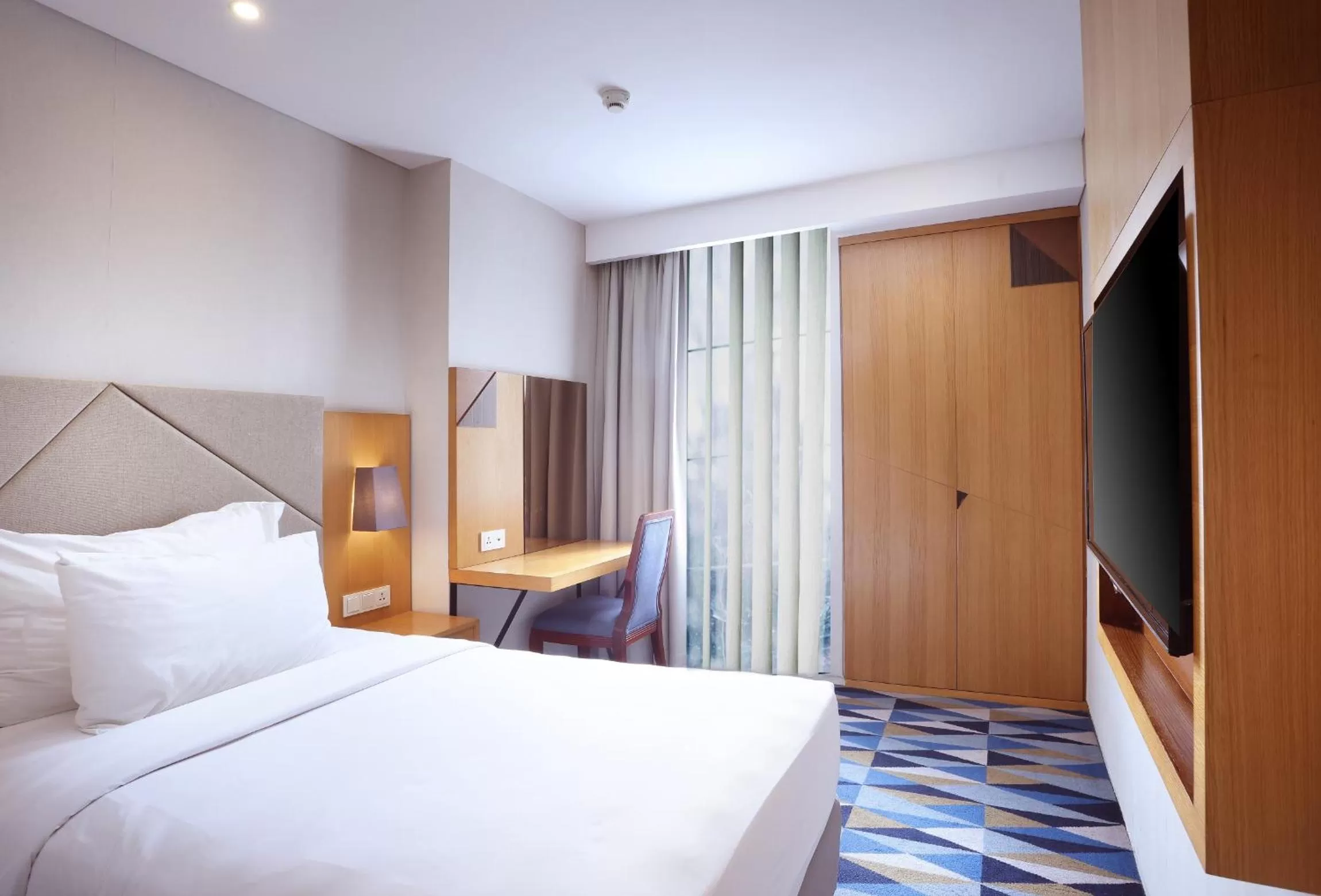 TV and multimedia, Bed in Swiss-Belhotel Pondok Indah