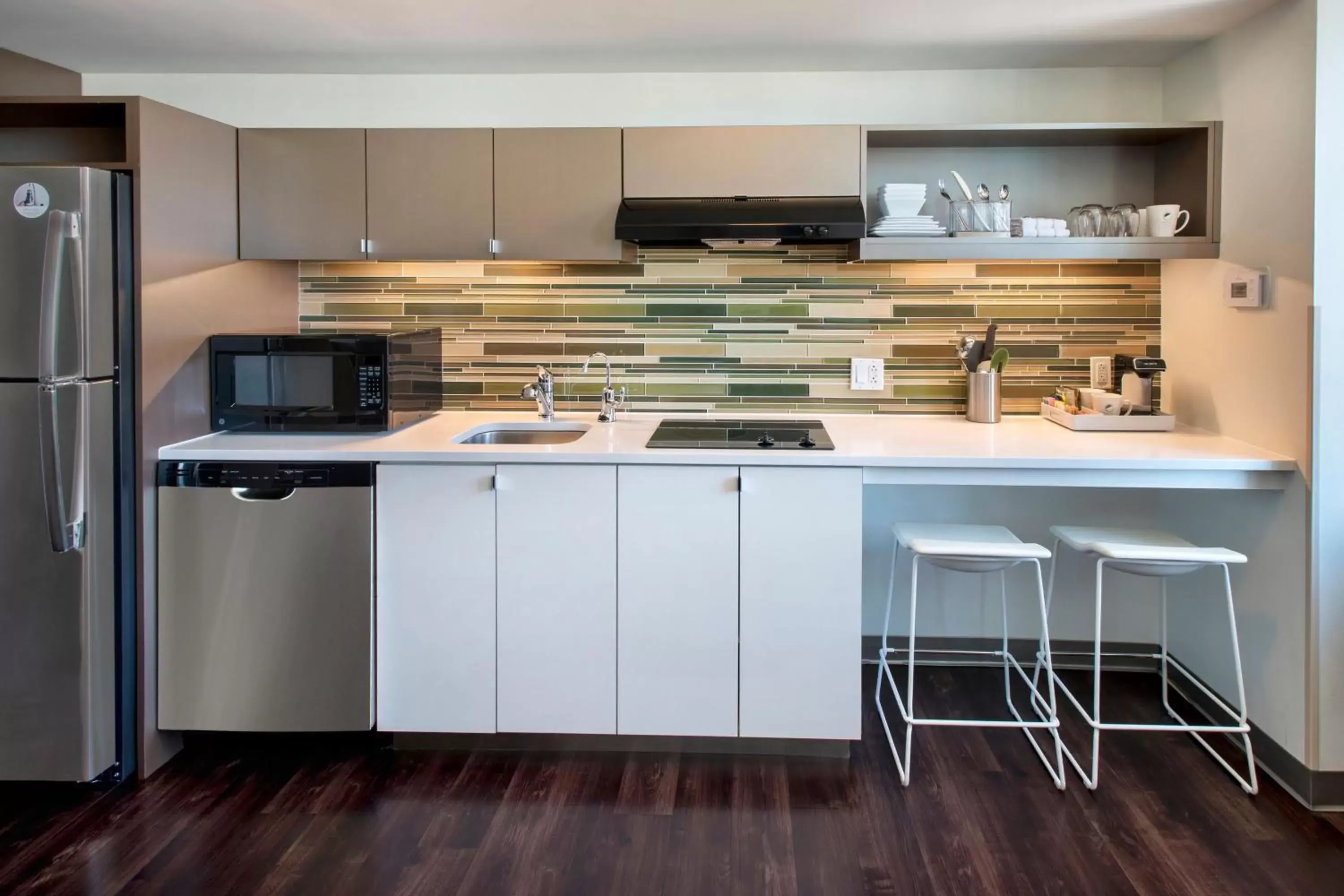 Kitchen or kitchenette, Kitchen/Kitchenette in Element Boston Seaport District