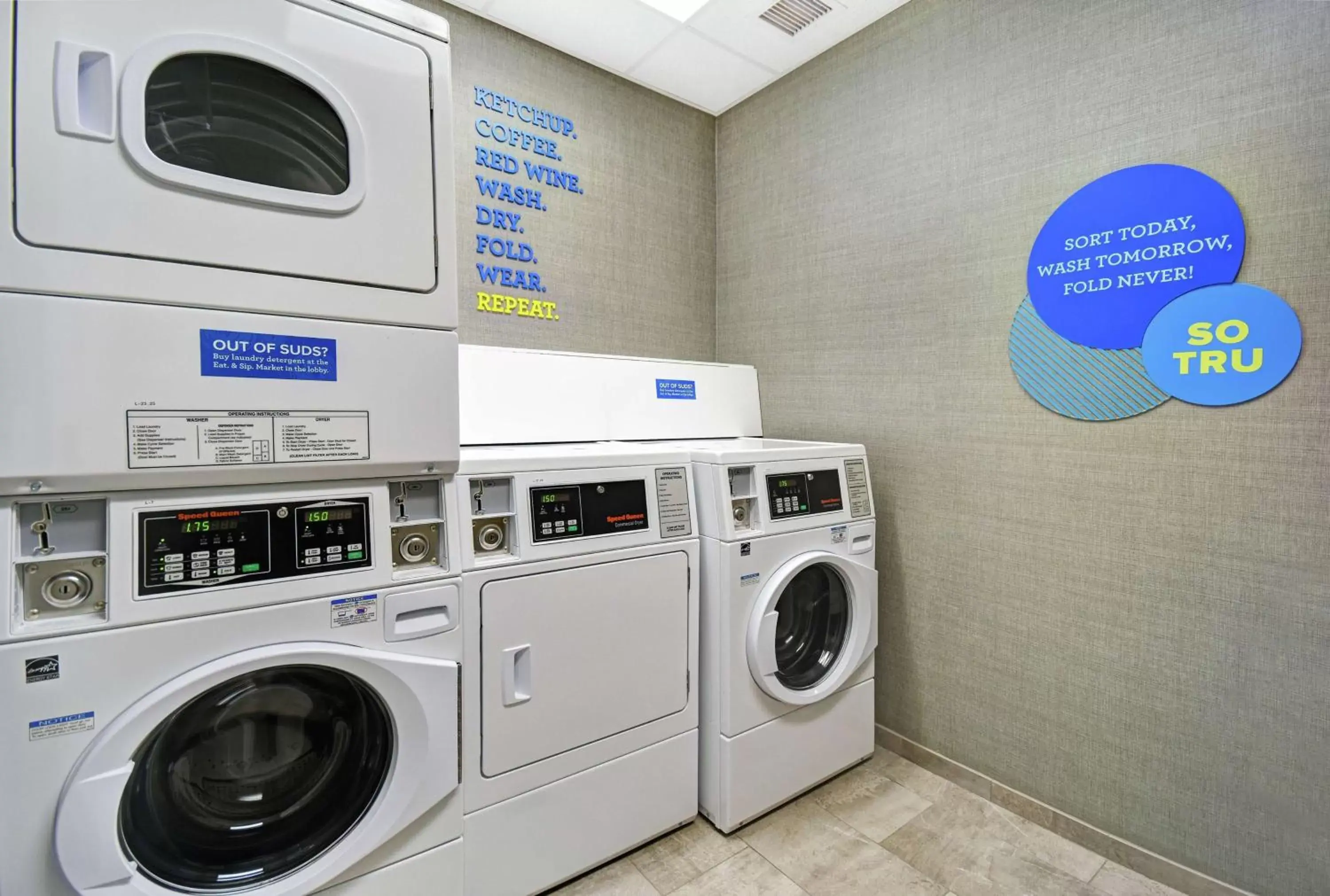 Property building in Tru By Hilton Portland Airport Area Me Property building in Tru By Hilton Portland Airport Area Me