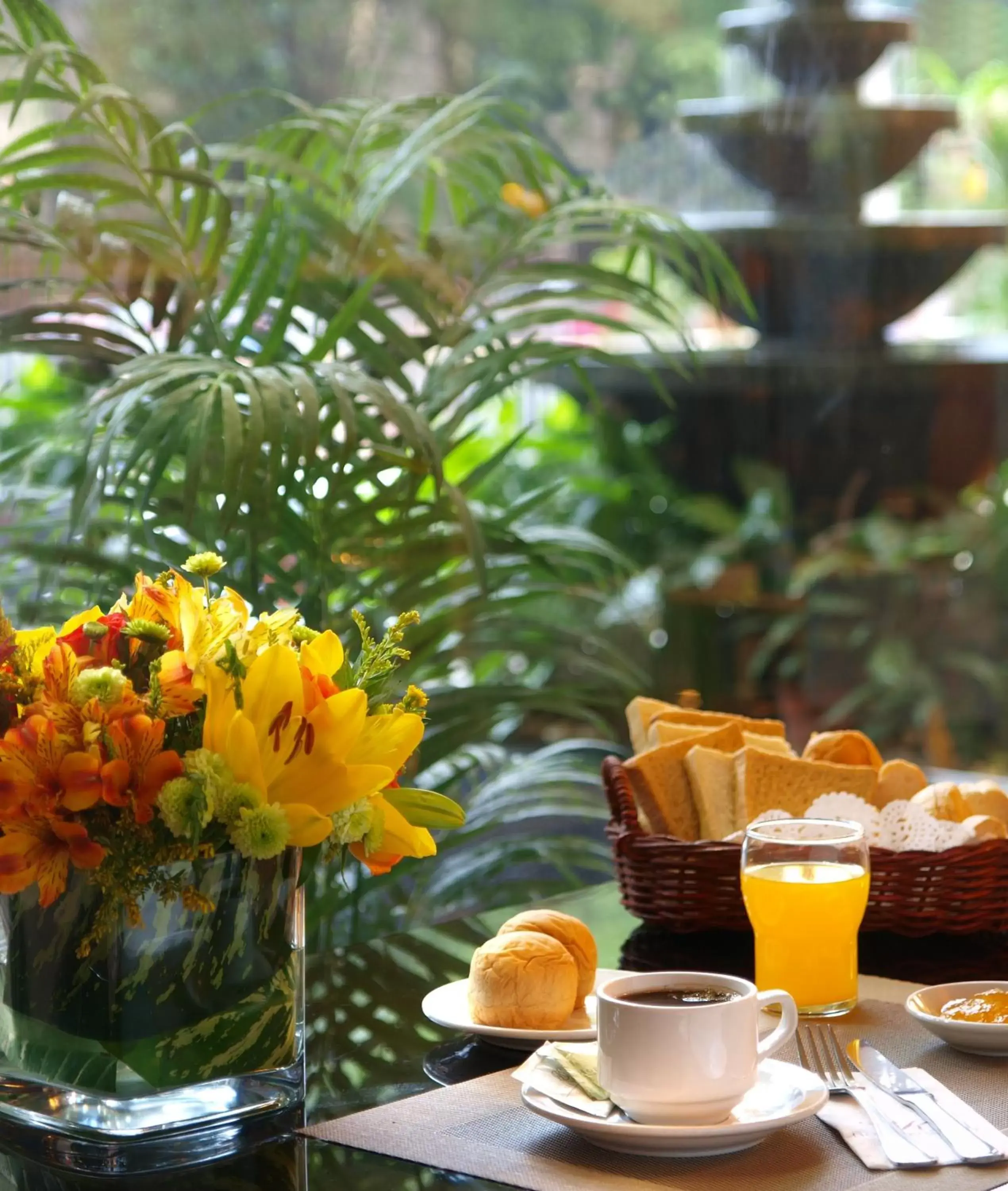 Day, Breakfast in Hotel Kimberly Manila