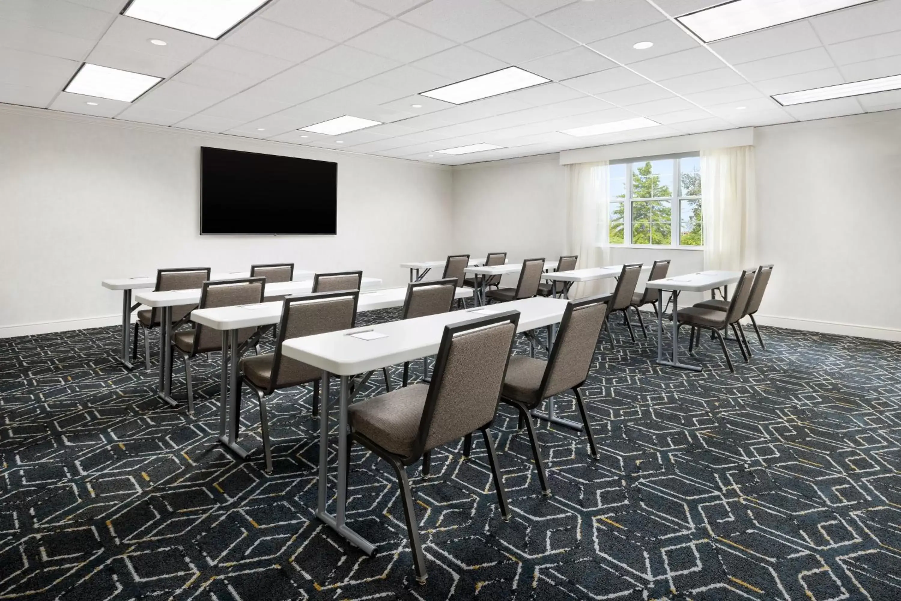 Meeting/conference room in Homewood Suites by Hilton Portsmouth
