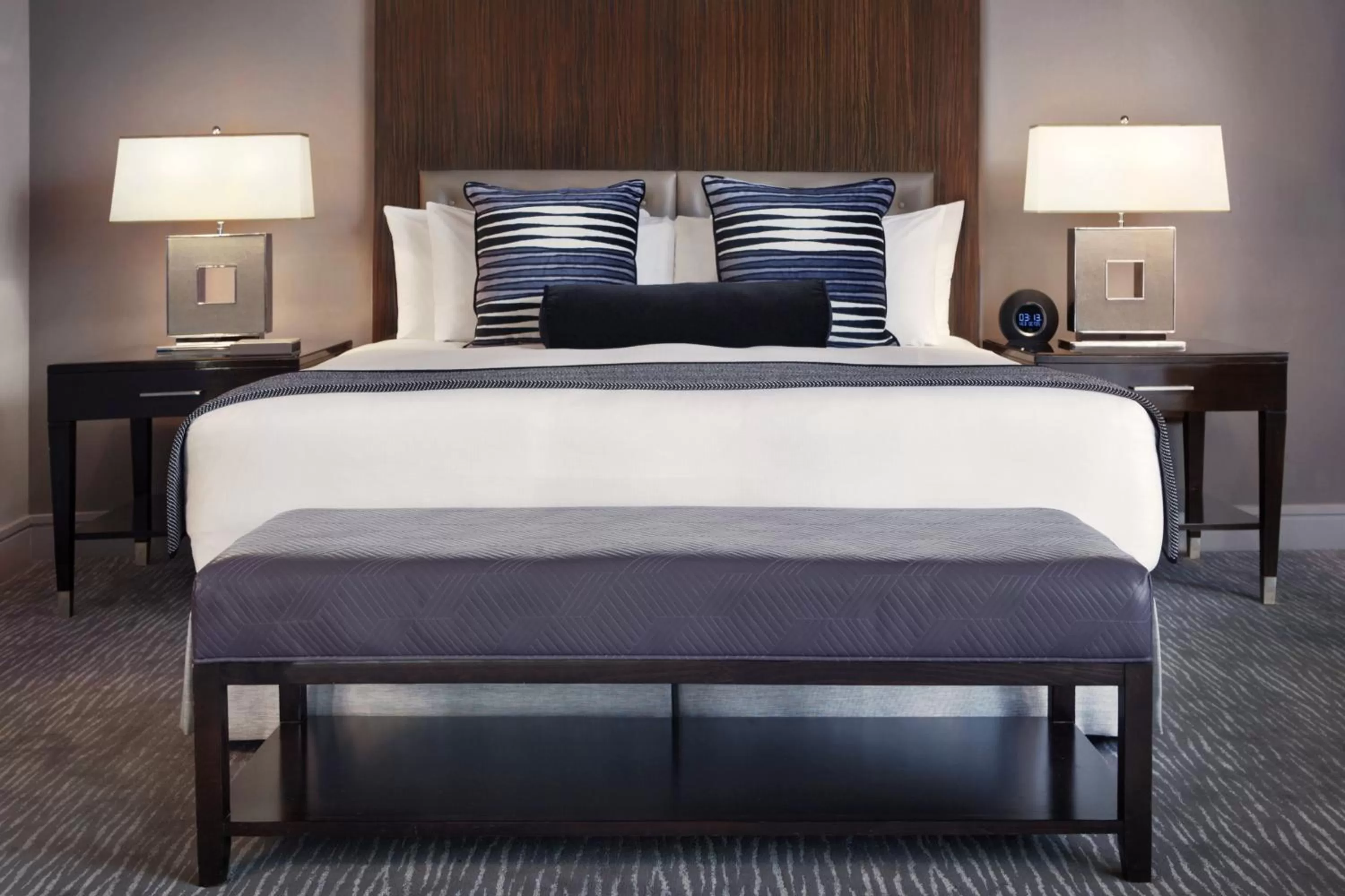 Deluxe King Room with City View in Trump International Hotel & Tower Chicago