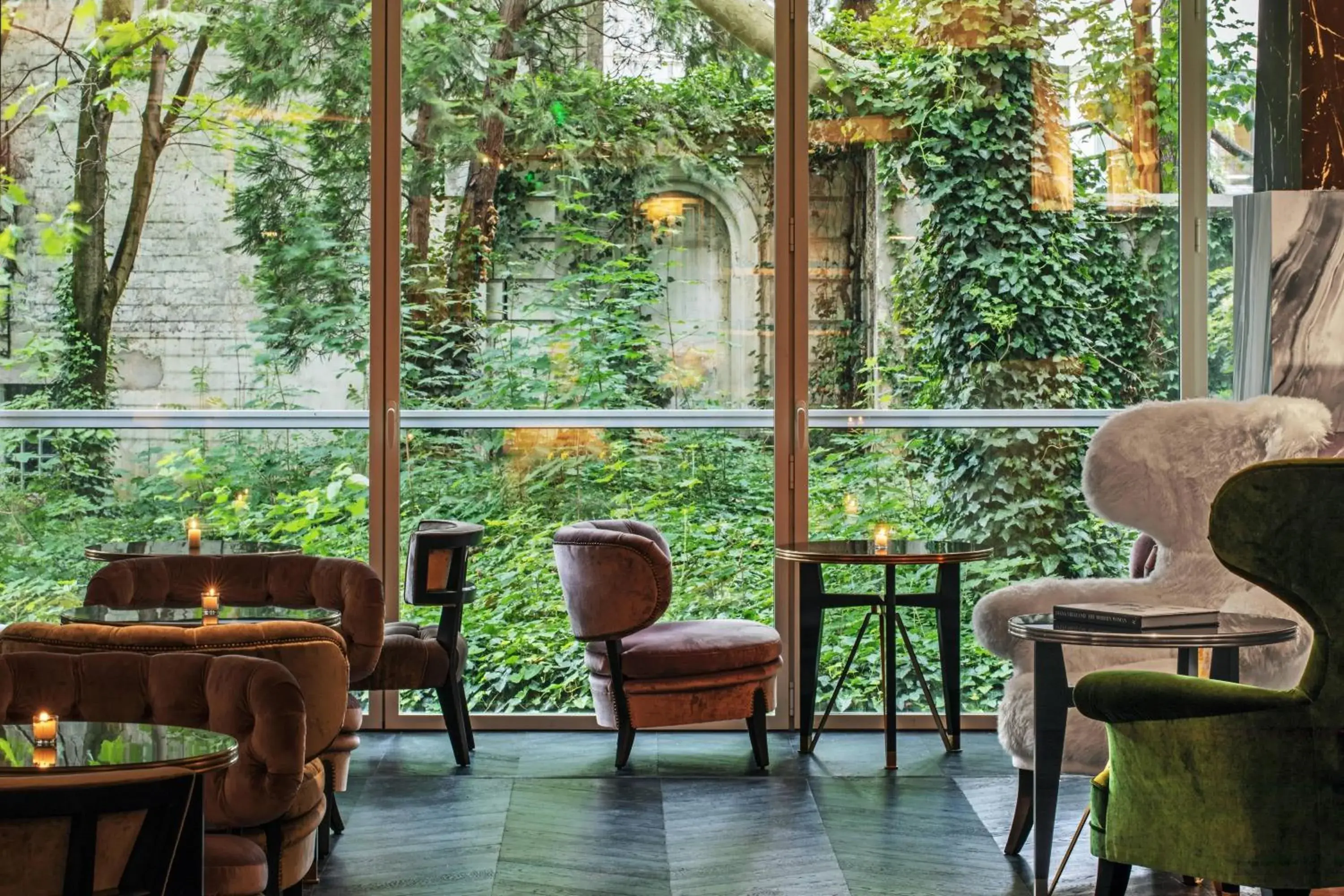 Restaurant/places to eat in Hotel de Berri, a Luxury Collection Hotel, Paris