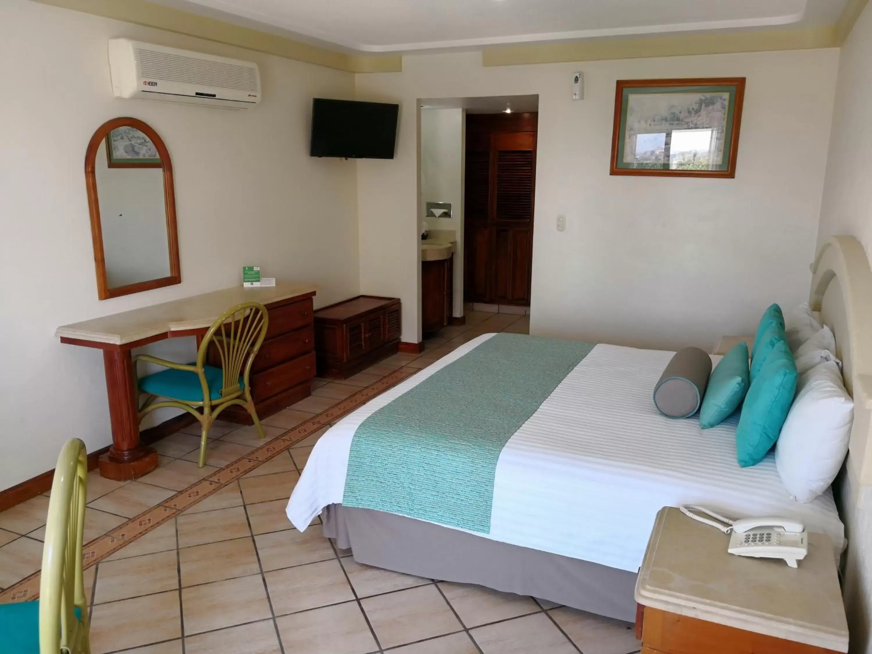 Bed in Hotel Playa Marina