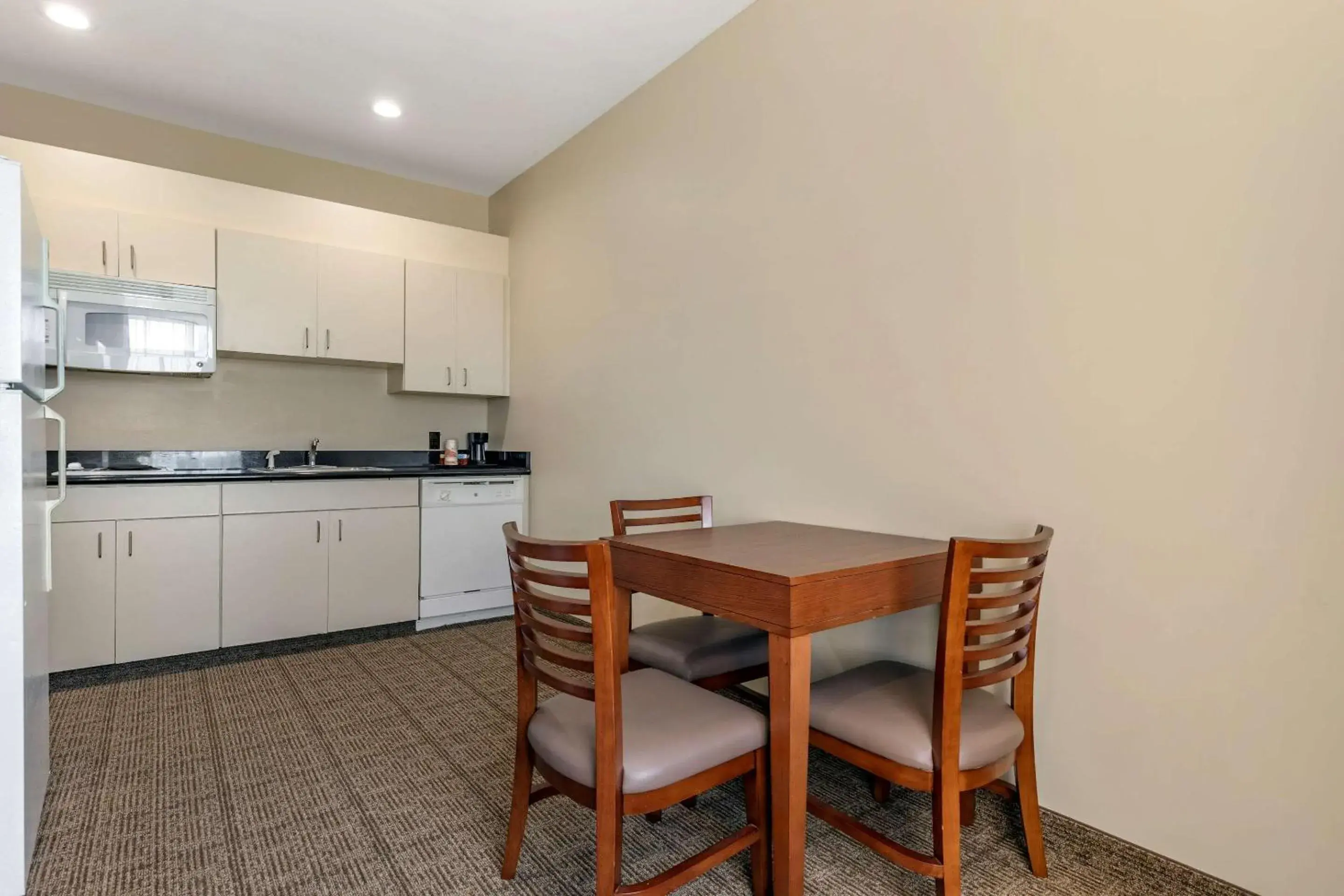 Photo of the whole room in Comfort Inn & Suites Orangeburg Photo of the whole room in Comfort Inn & Suites Orangeburg