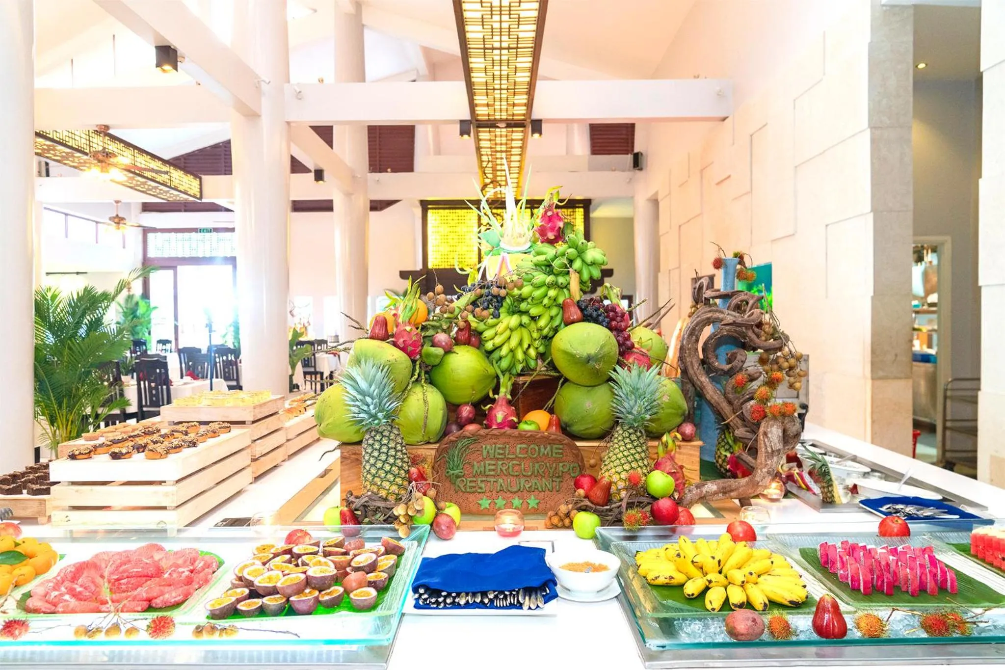 Food and drinks in Mercury Phu Quoc Resort & Villas