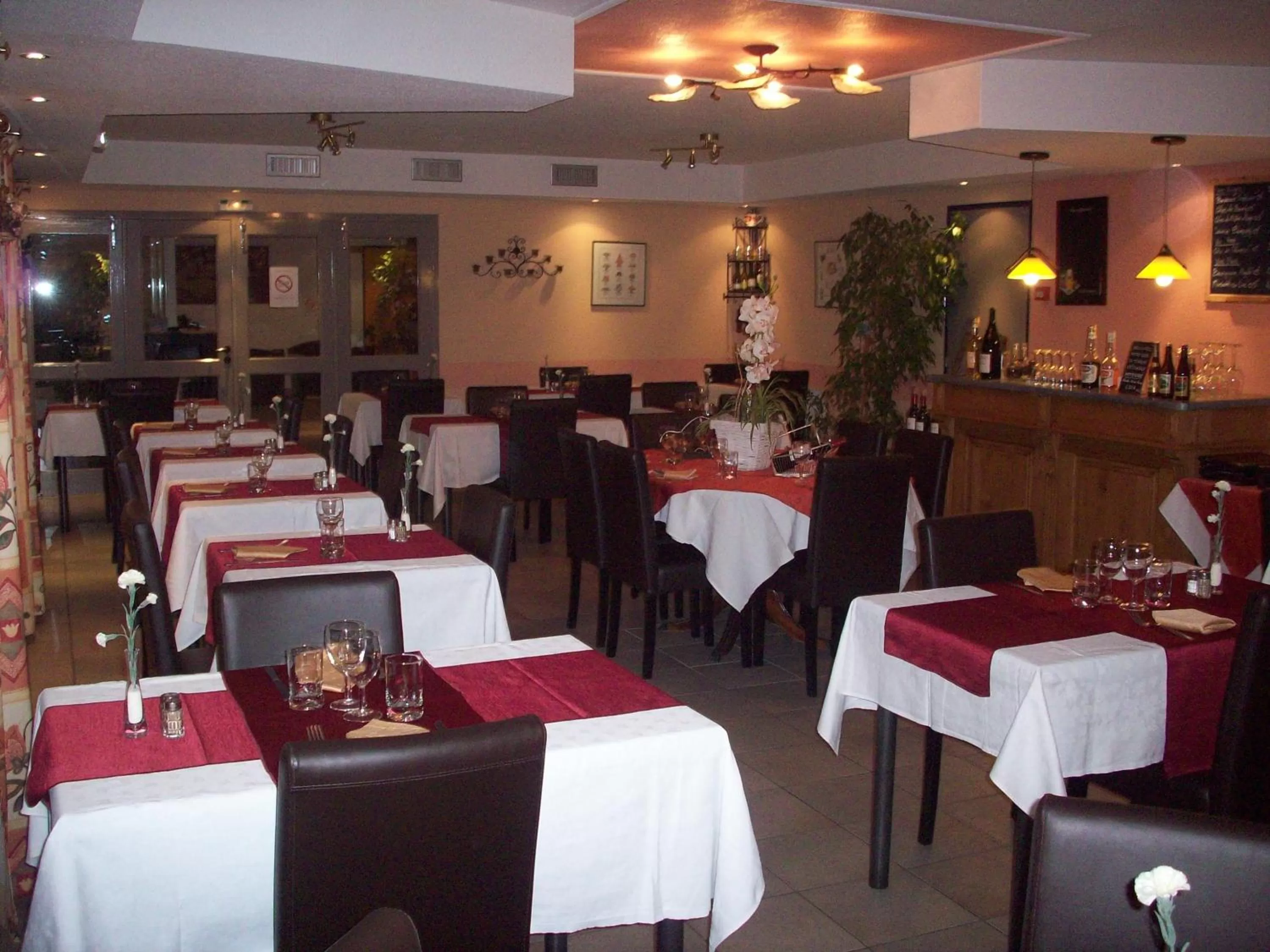 Restaurant/places to eat in Kimotel Epône-Flins