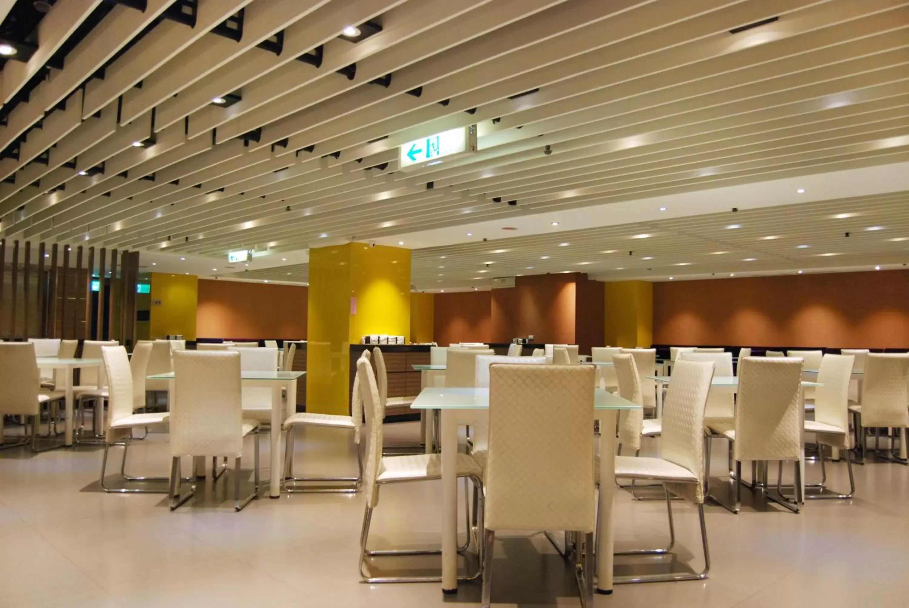 Restaurant/Places to Eat in Century Hotel Taoyuan