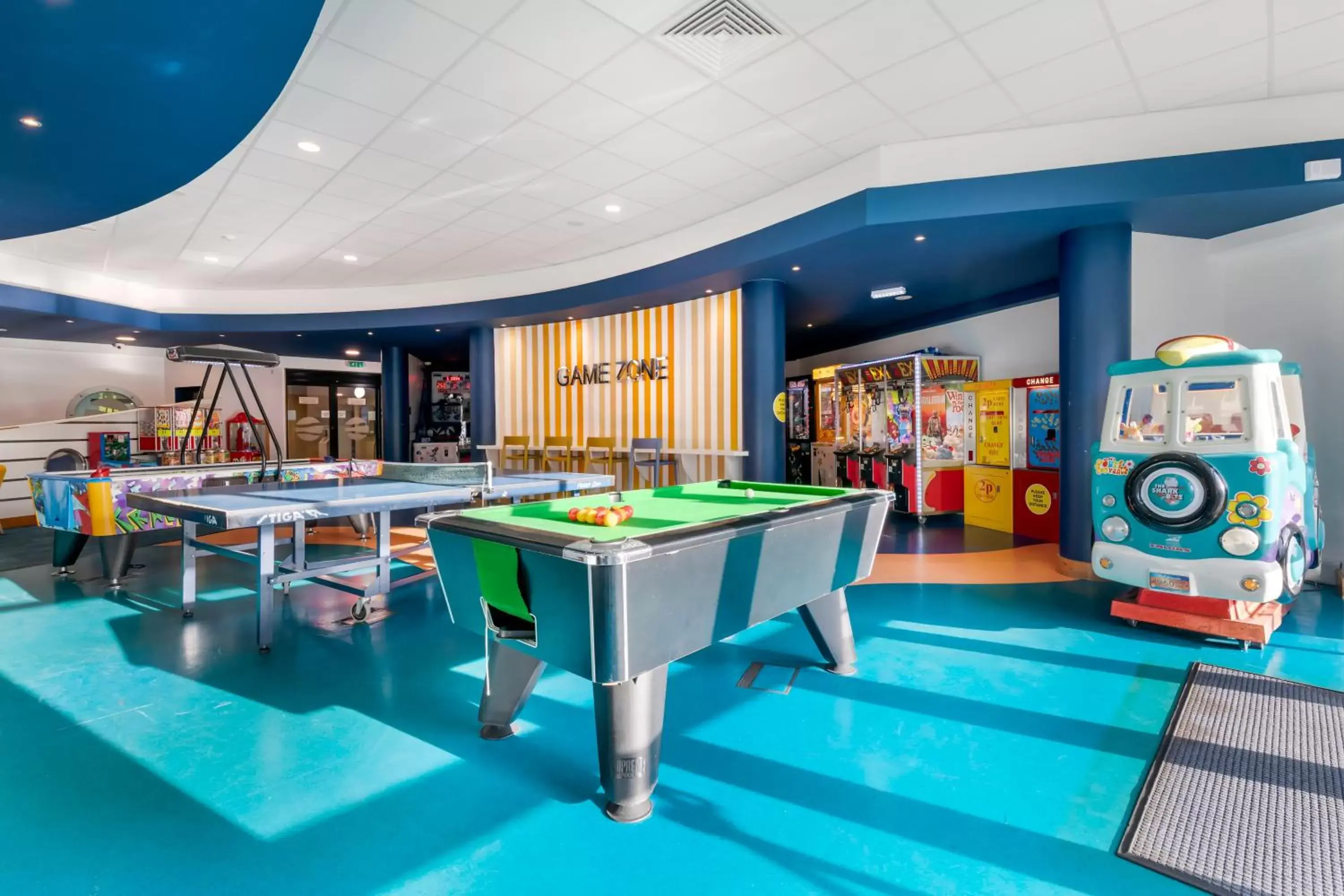 Game Room, Billiards in Pine Lake Resort