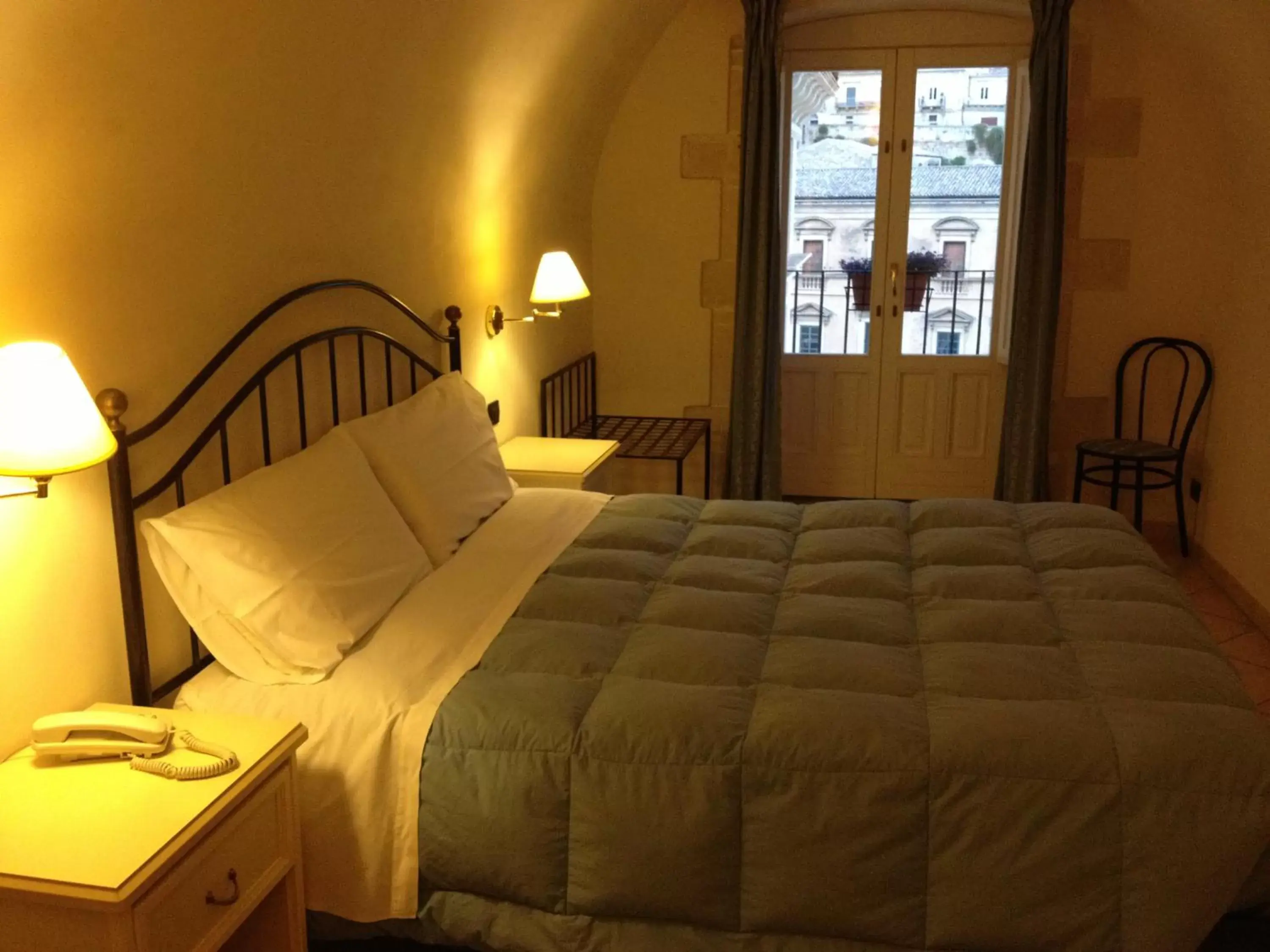 Photo of the whole room, Bed in Hotel Relais Modica